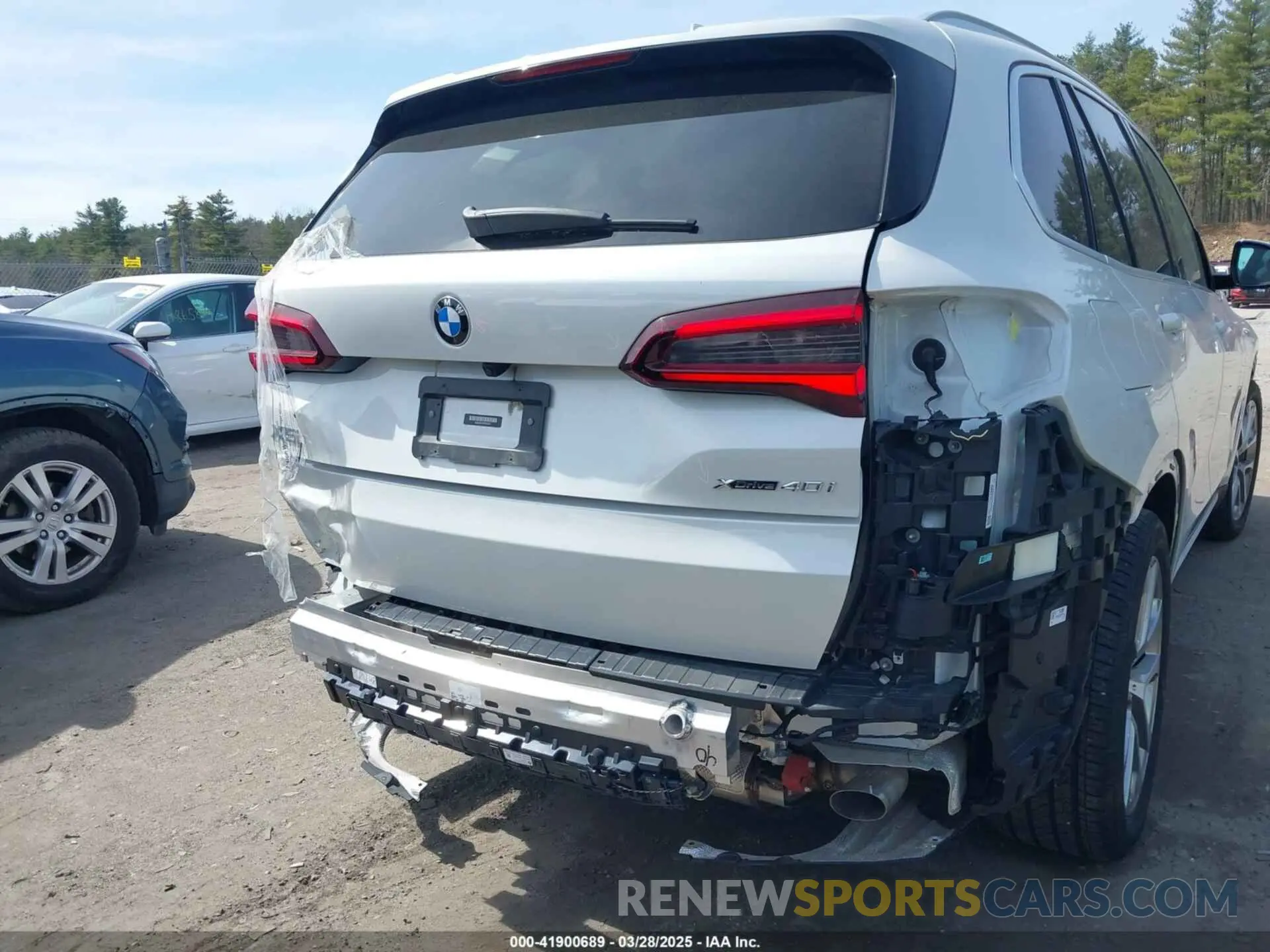 6 fotografías del automóvil dañado 5UXCR6C01P9P16931 BMW X5 2023