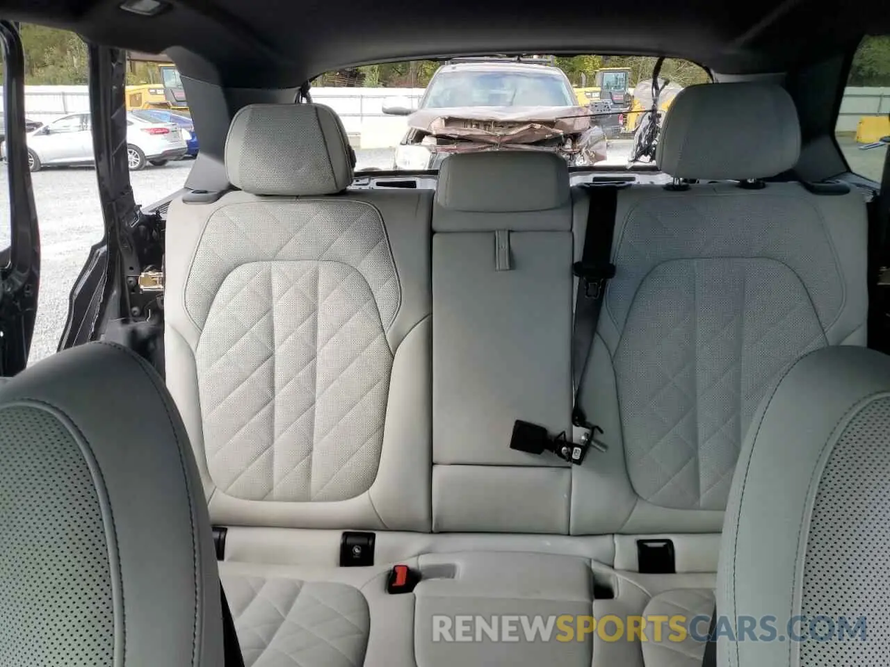 10 fotografías del automóvil dañado 5UXCR6C01P9P49573 BMW X5 2023