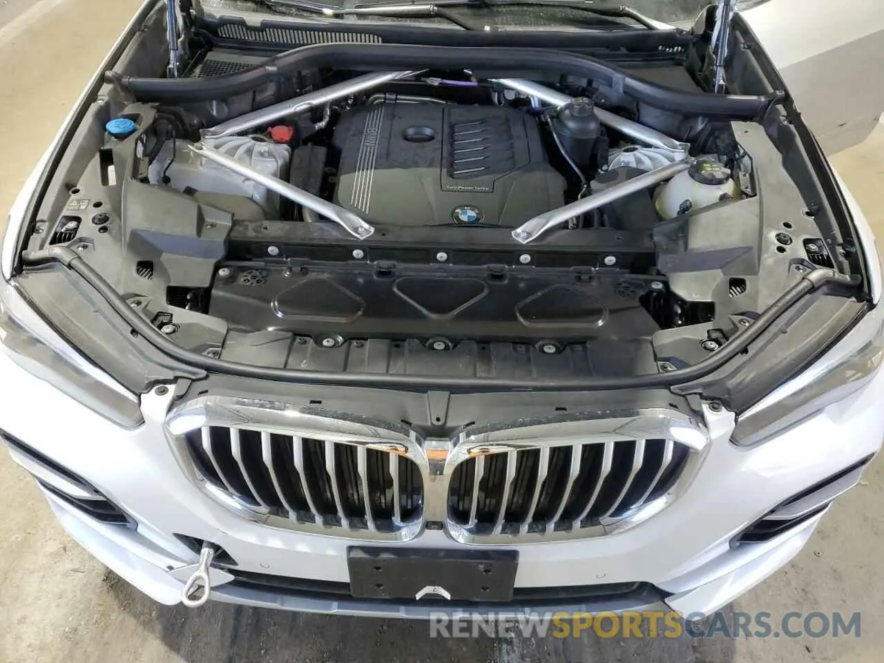 12 fotografías del automóvil dañado 5UXCR6C03P9R79115 BMW X5 2023