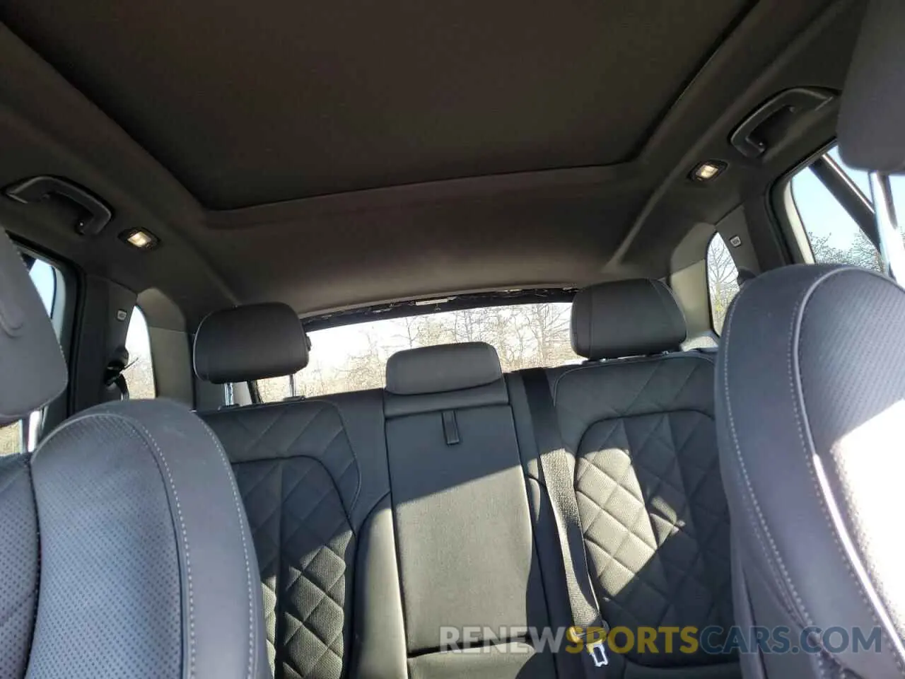 10 fotografías del automóvil dañado 5UXCR6C04P9P01386 BMW X5 2023