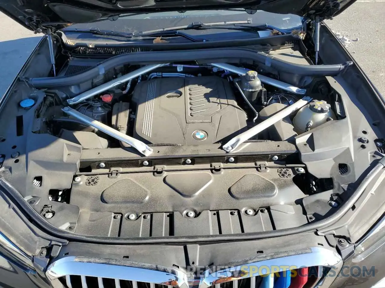 12 fotografías del automóvil dañado 5UXCR6C04P9P01386 BMW X5 2023