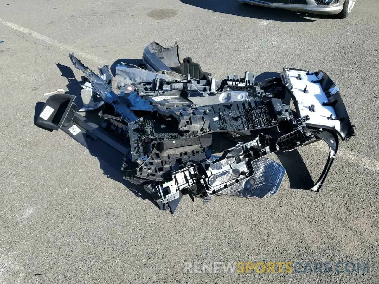 13 fotografías del automóvil dañado 5UXCR6C04P9P01386 BMW X5 2023