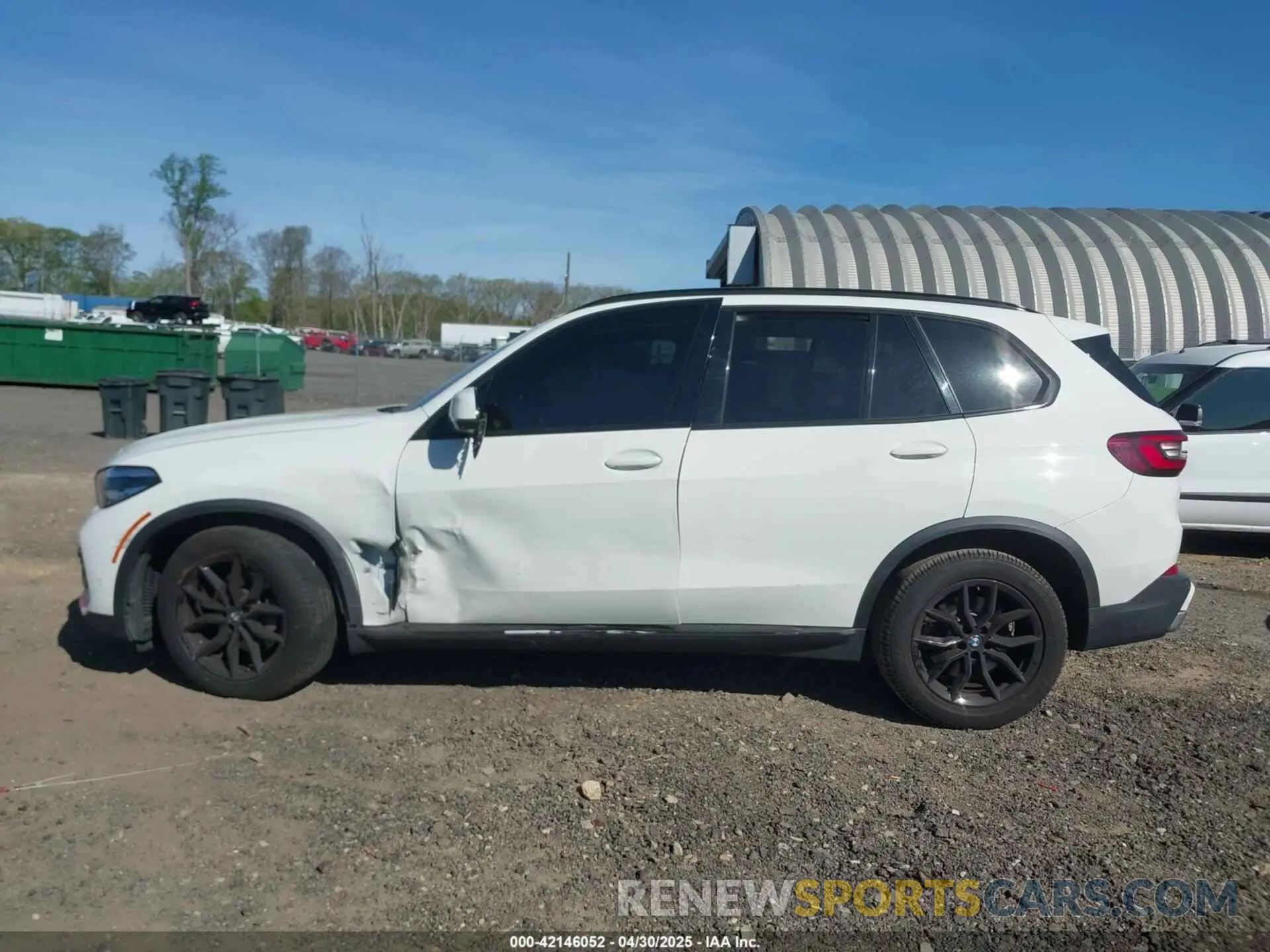 15 fotografías del automóvil dañado 5UXCR6C04P9P35750 BMW X5 2023