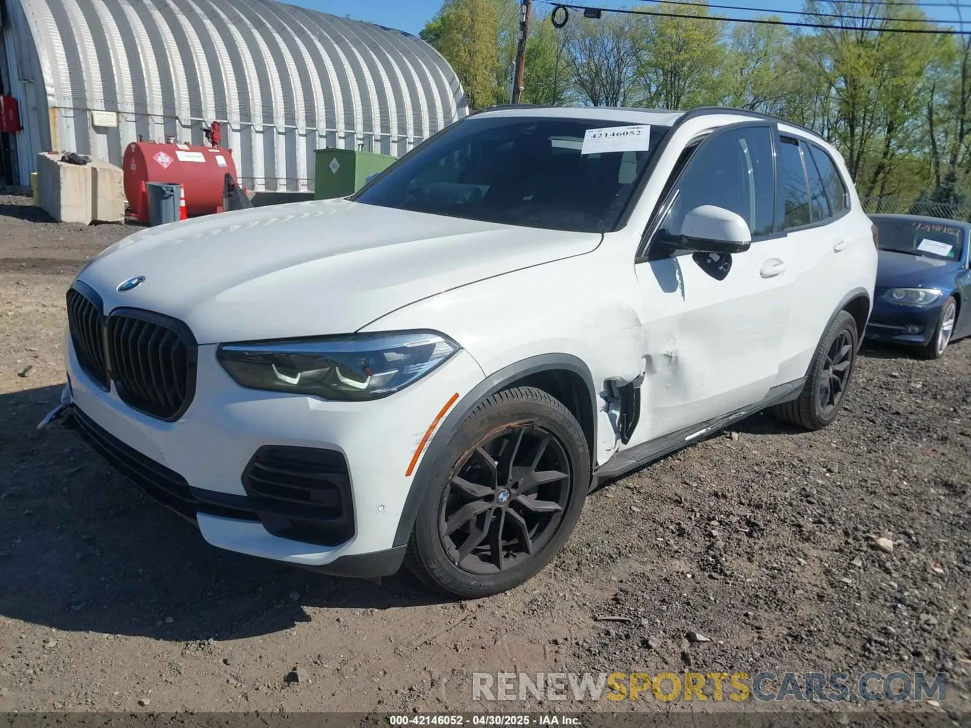 2 fotografías del automóvil dañado 5UXCR6C04P9P35750 BMW X5 2023