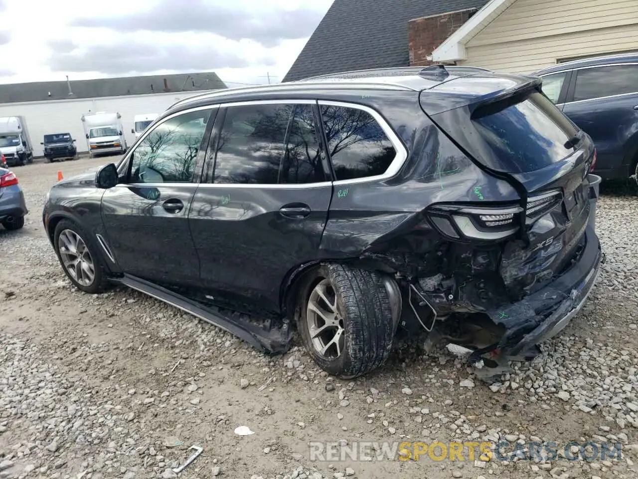 2 fotografías del automóvil dañado 5UXCR6C05P9P01929 BMW X5 2023