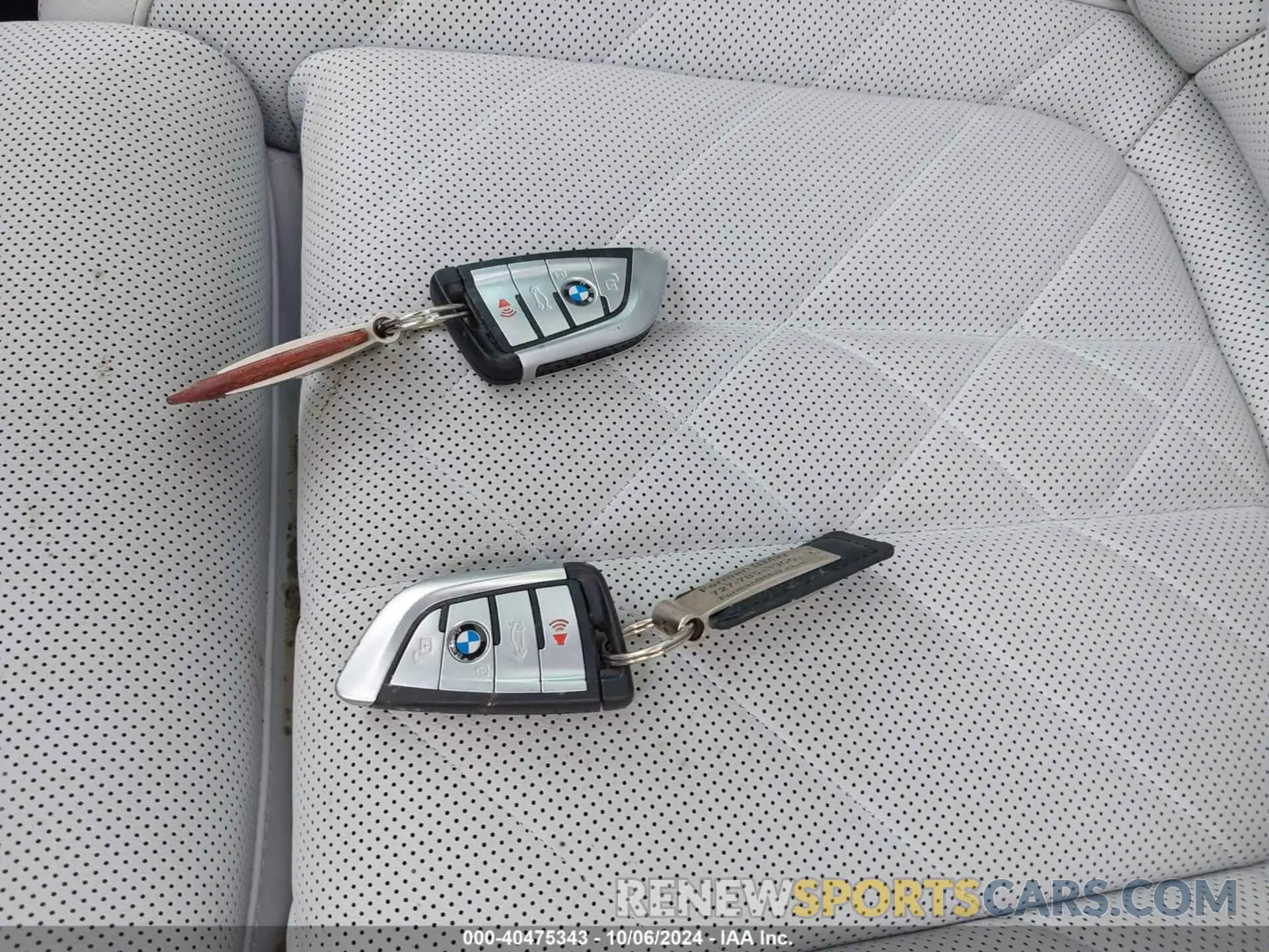 11 fotografías del automóvil dañado 5UXCR6C05P9P63105 BMW X5 2023