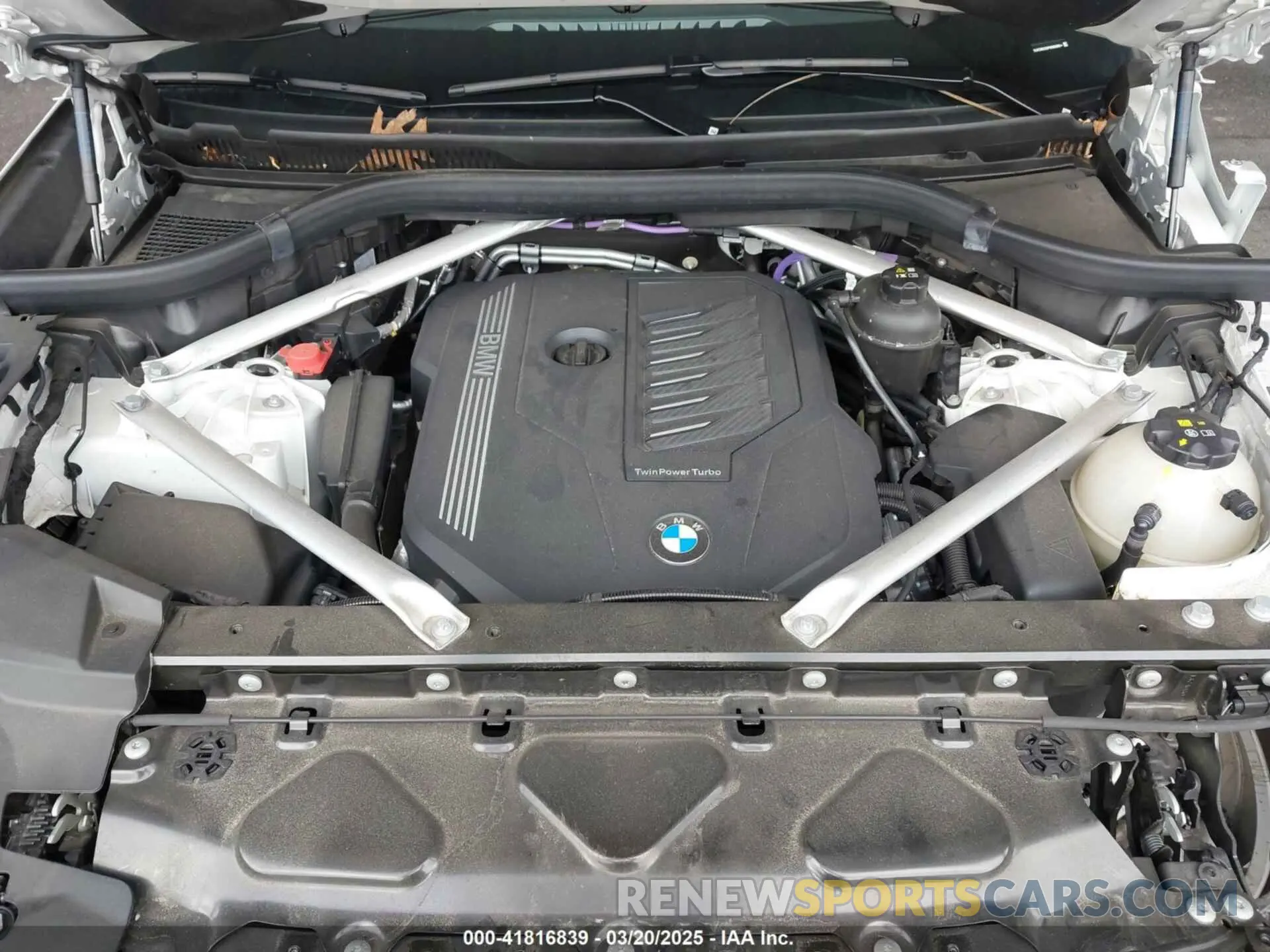 10 fotografías del automóvil dañado 5UXCR6C05P9R85868 BMW X5 2023
