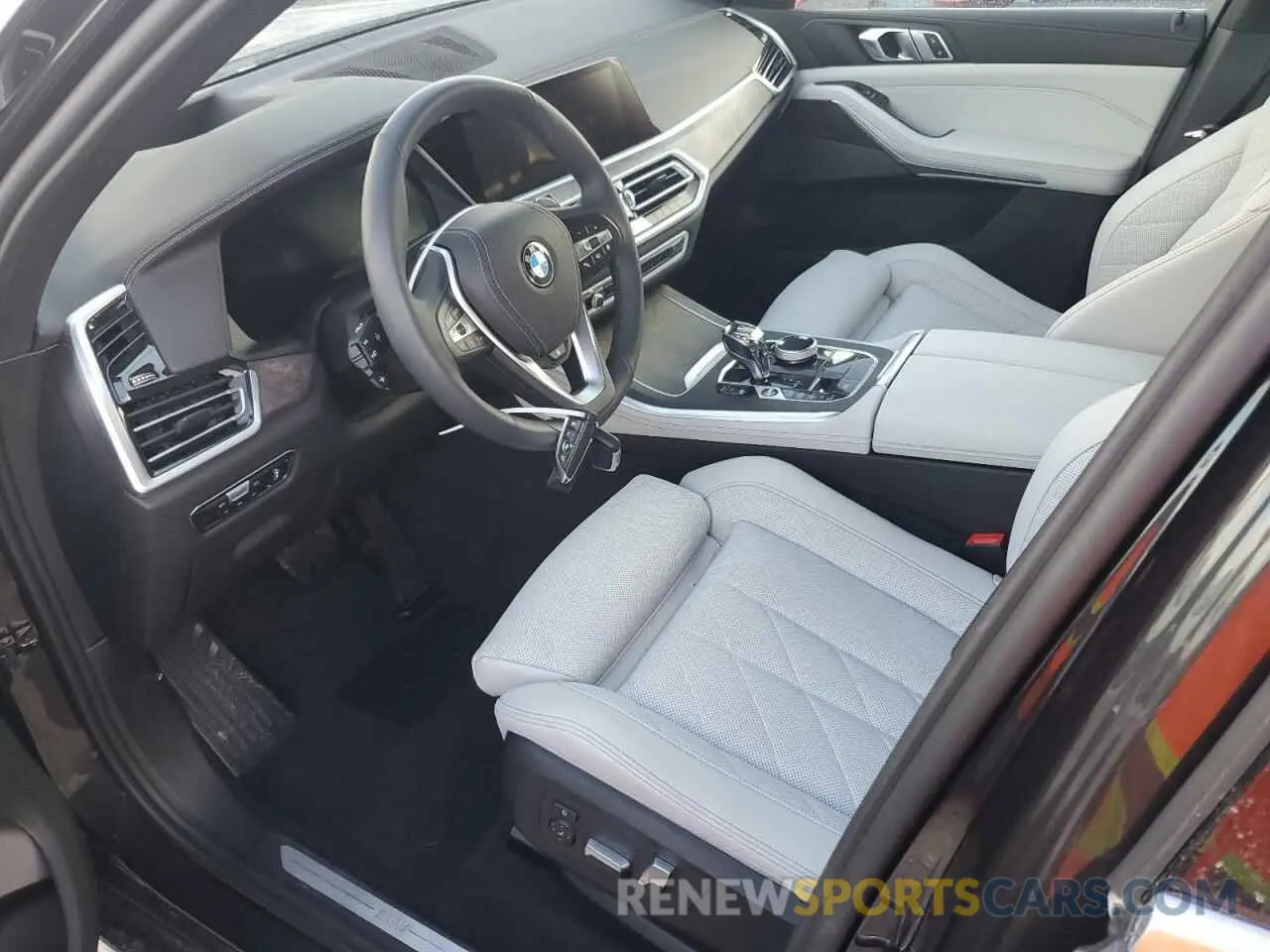 7 fotografías del automóvil dañado 5UXCR6C06P9R38395 BMW X5 2023