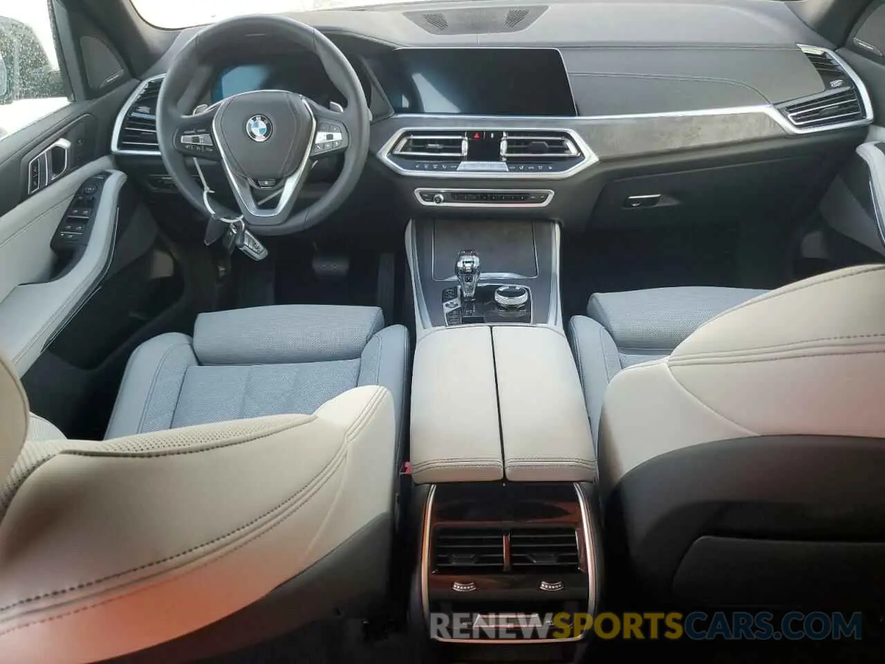 8 fotografías del automóvil dañado 5UXCR6C06P9R38395 BMW X5 2023