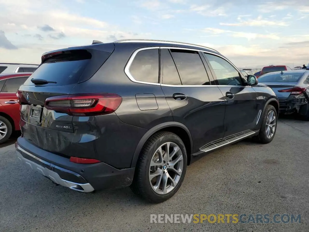 3 fotografías del automóvil dañado 5UXCR6C07P9N94723 BMW X5 2023