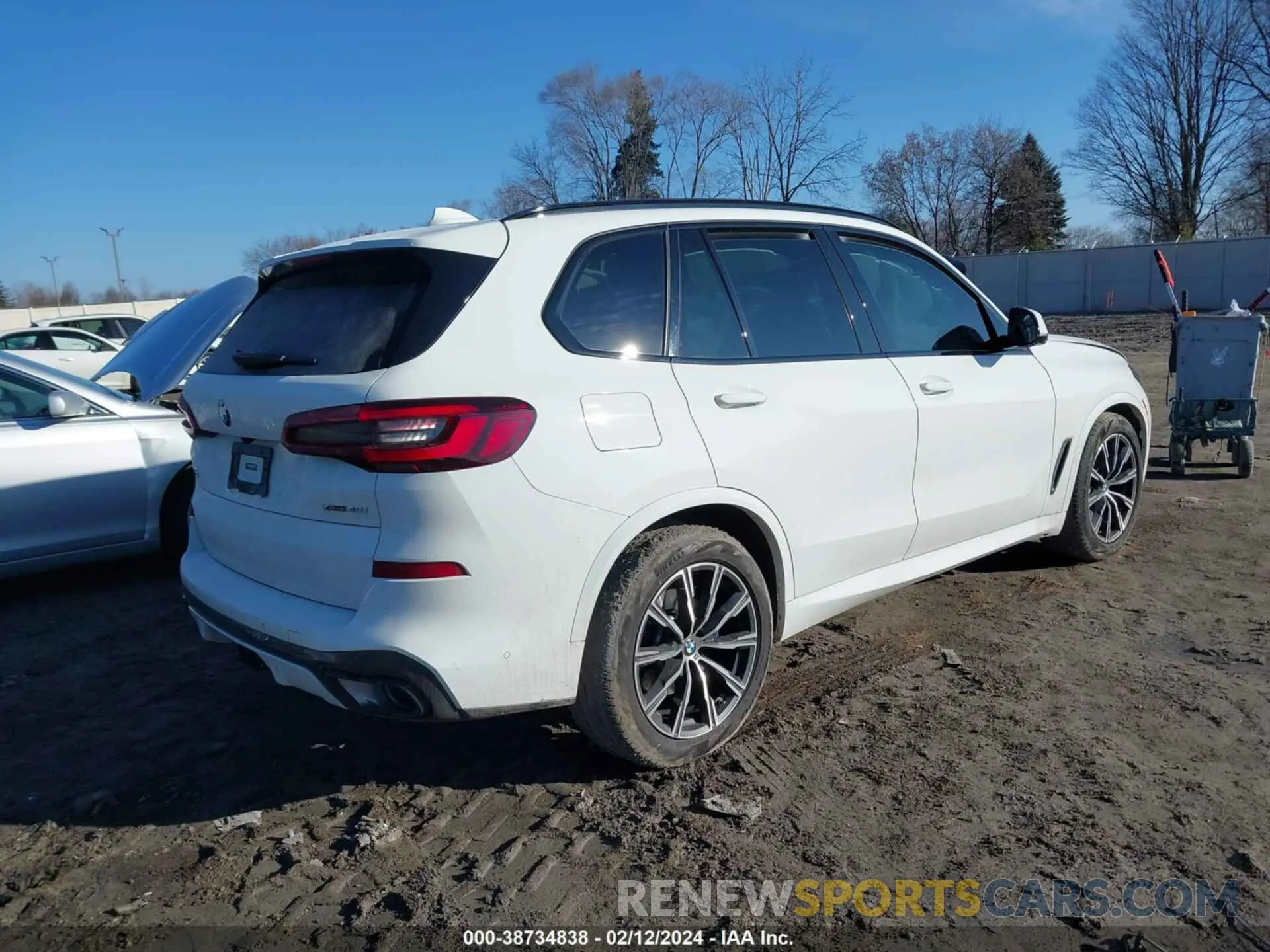 4 fotografías del automóvil dañado 5UXCR6C07P9P03214 BMW X5 2023