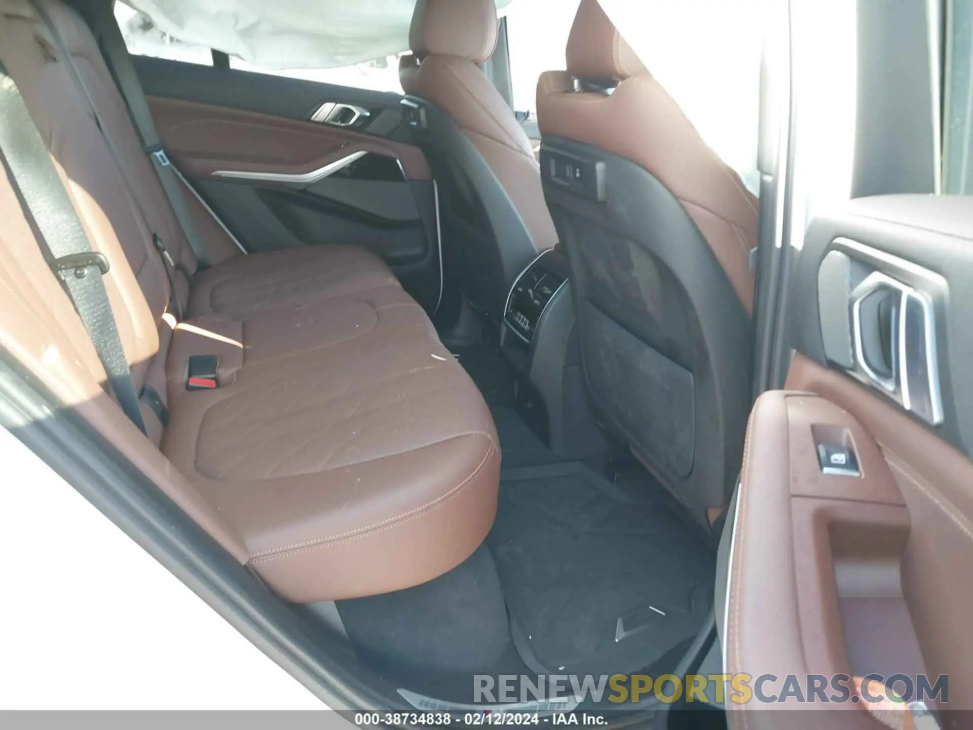8 fotografías del automóvil dañado 5UXCR6C07P9P03214 BMW X5 2023