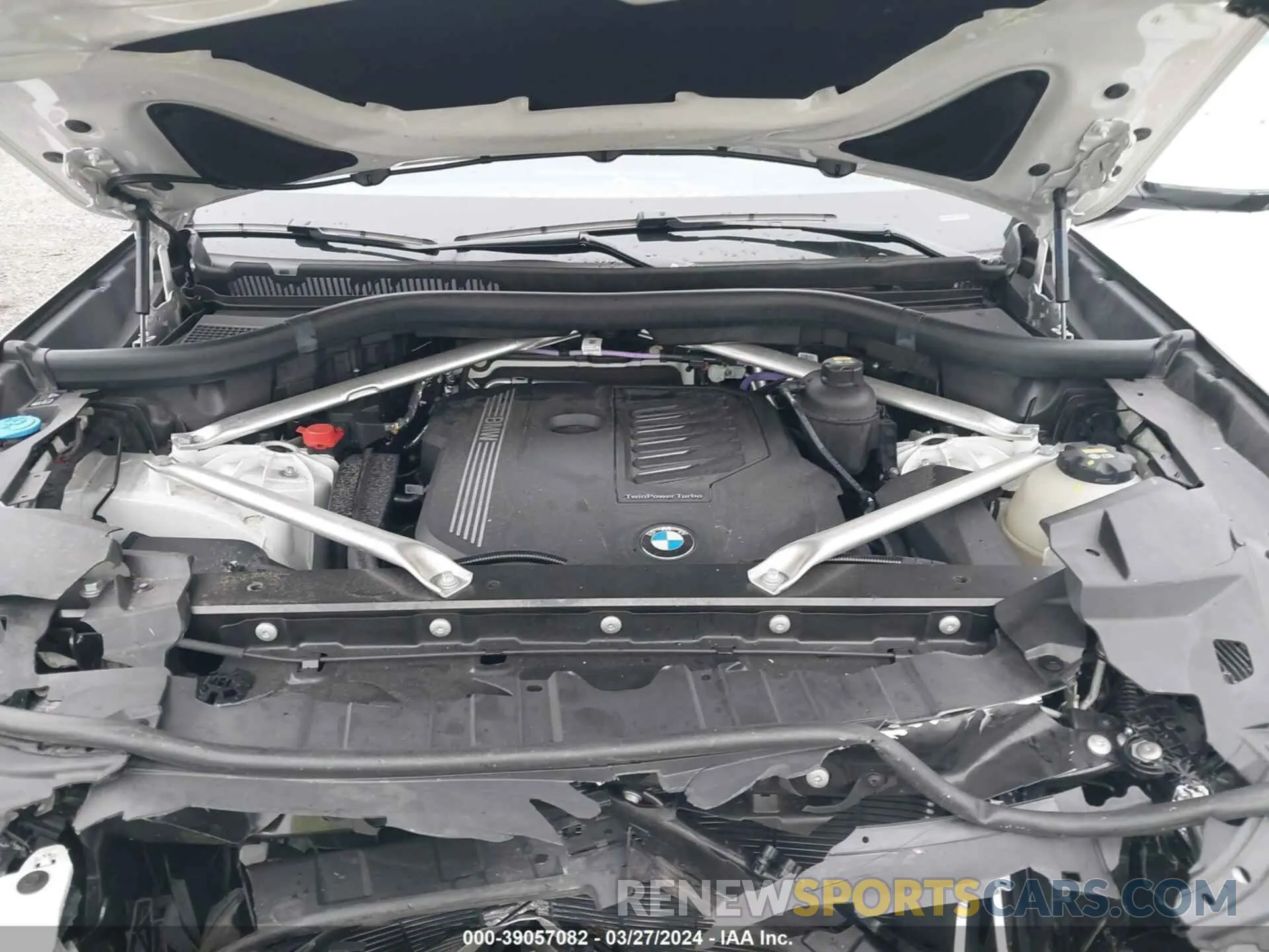 10 fotografías del automóvil dañado 5UXCR6C07P9P87034 BMW X5 2023
