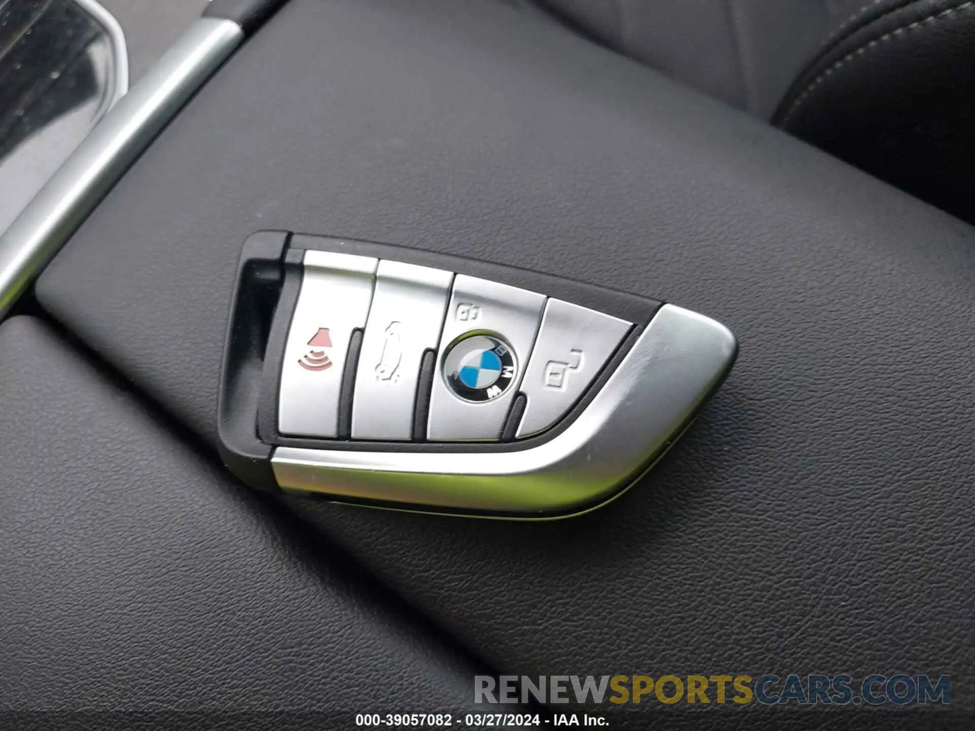 11 fotografías del automóvil dañado 5UXCR6C07P9P87034 BMW X5 2023