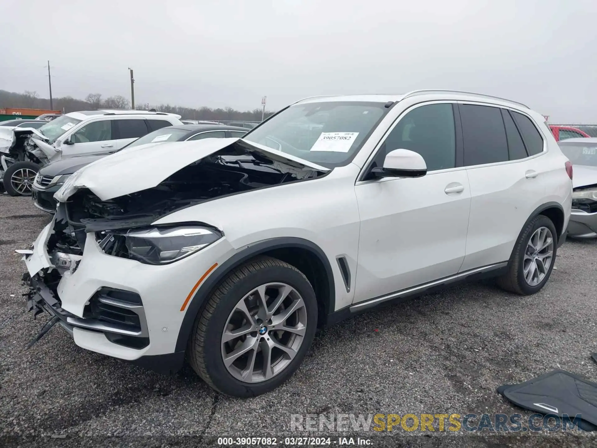 2 fotografías del automóvil dañado 5UXCR6C07P9P87034 BMW X5 2023