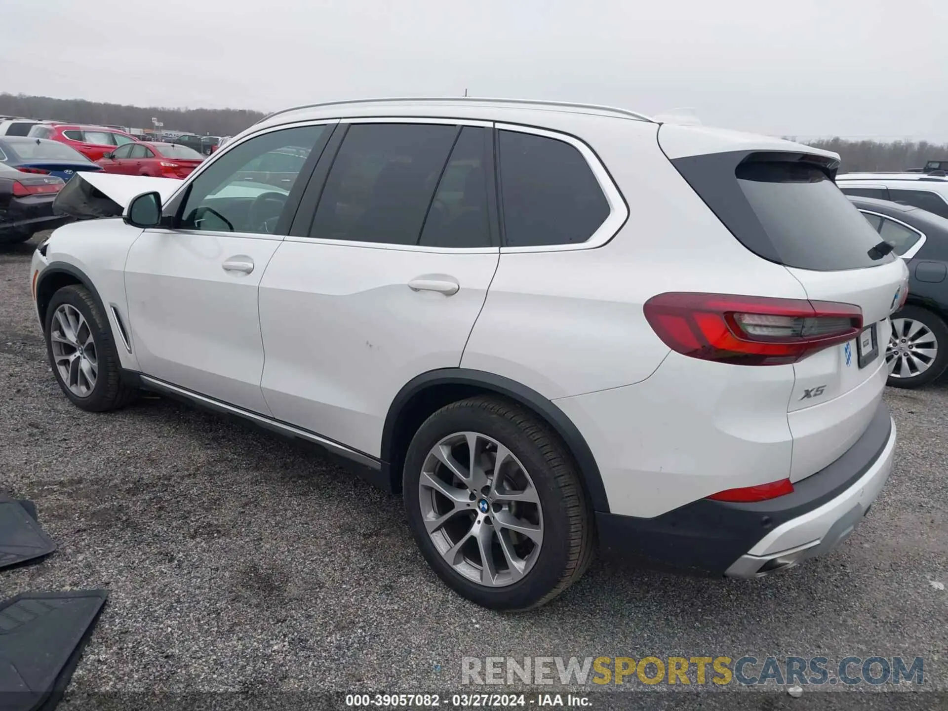 3 fotografías del automóvil dañado 5UXCR6C07P9P87034 BMW X5 2023