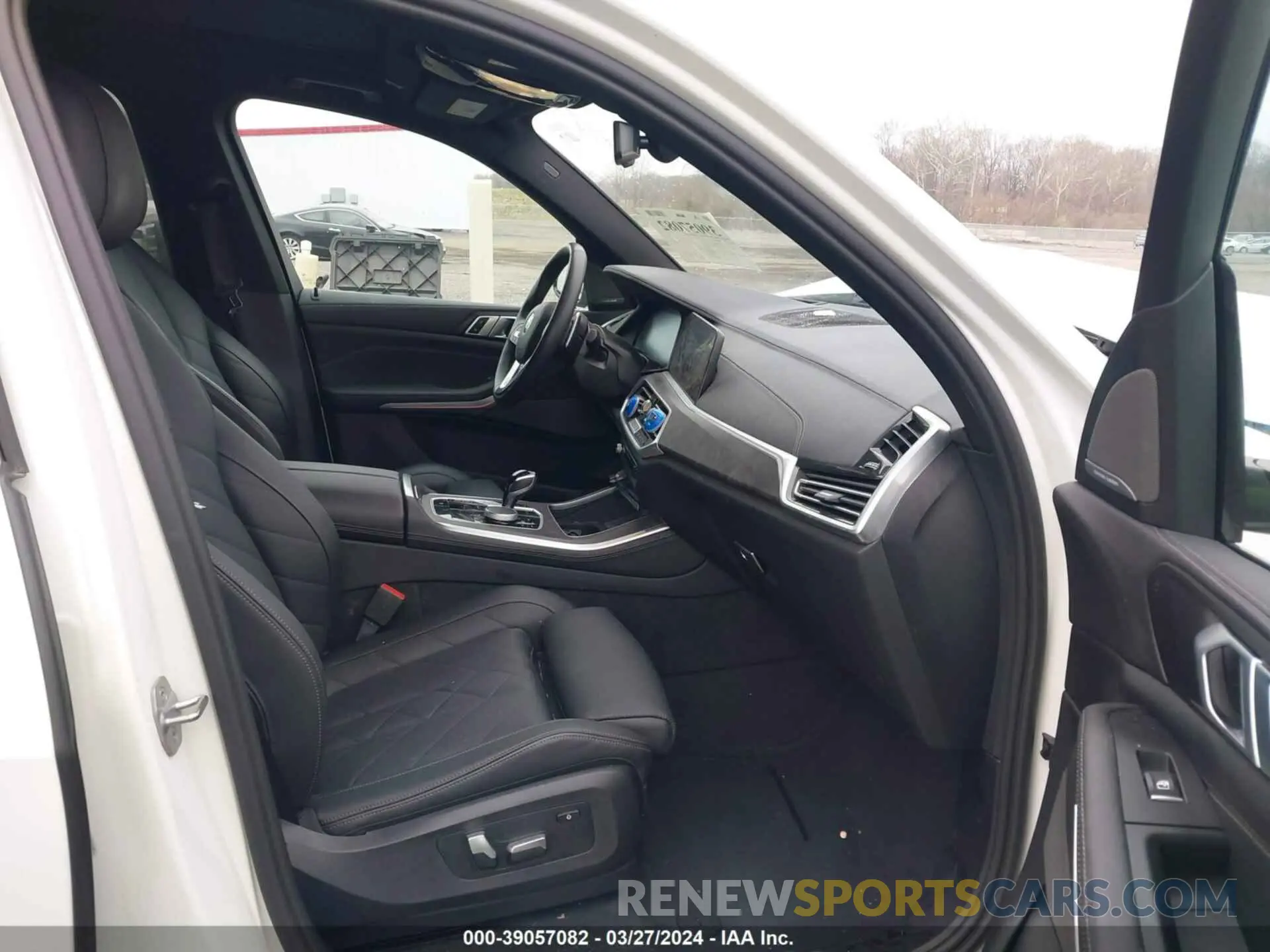 5 fotografías del automóvil dañado 5UXCR6C07P9P87034 BMW X5 2023