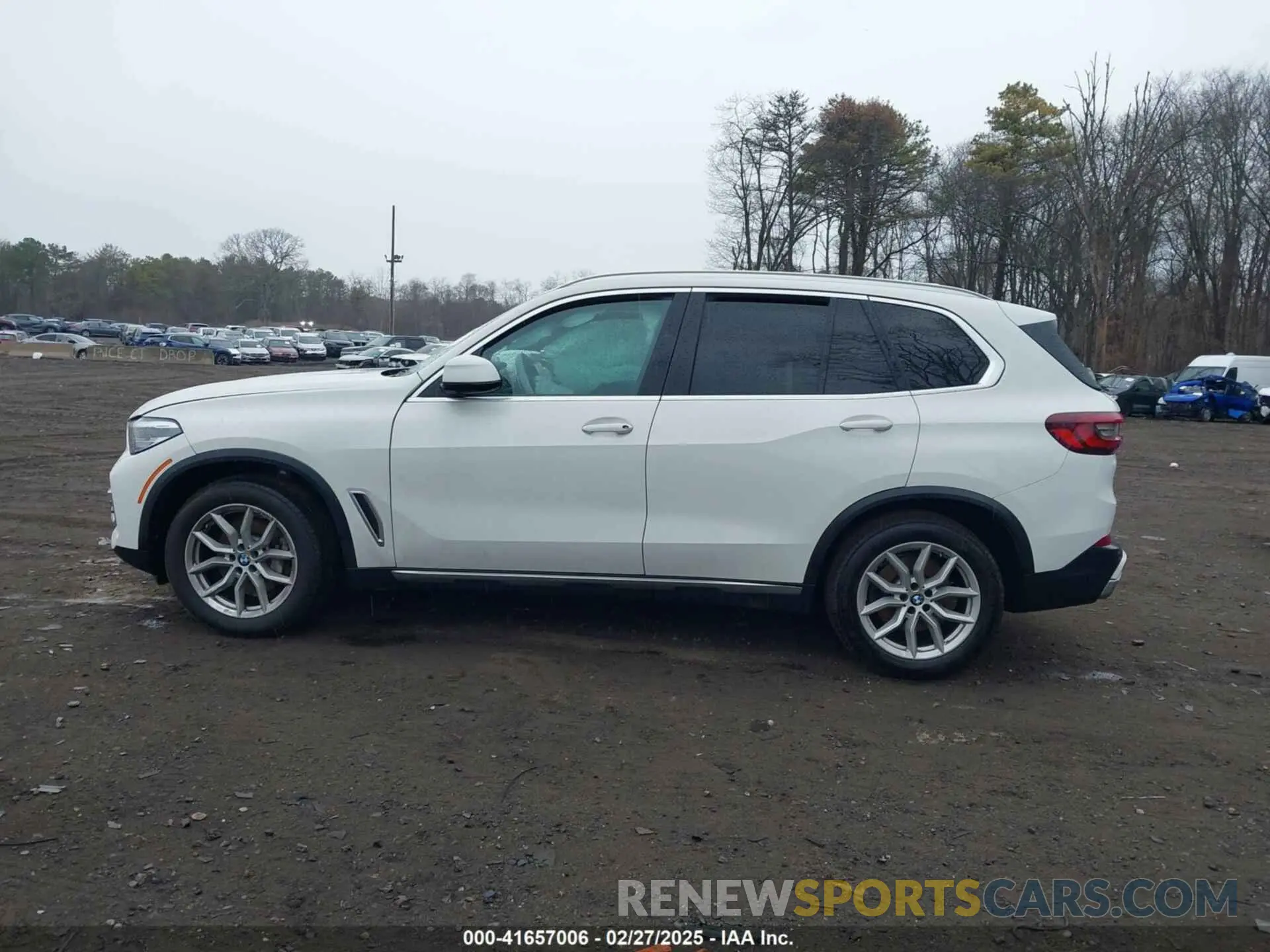 14 fotografías del automóvil dañado 5UXCR6C08P9P06767 BMW X5 2023