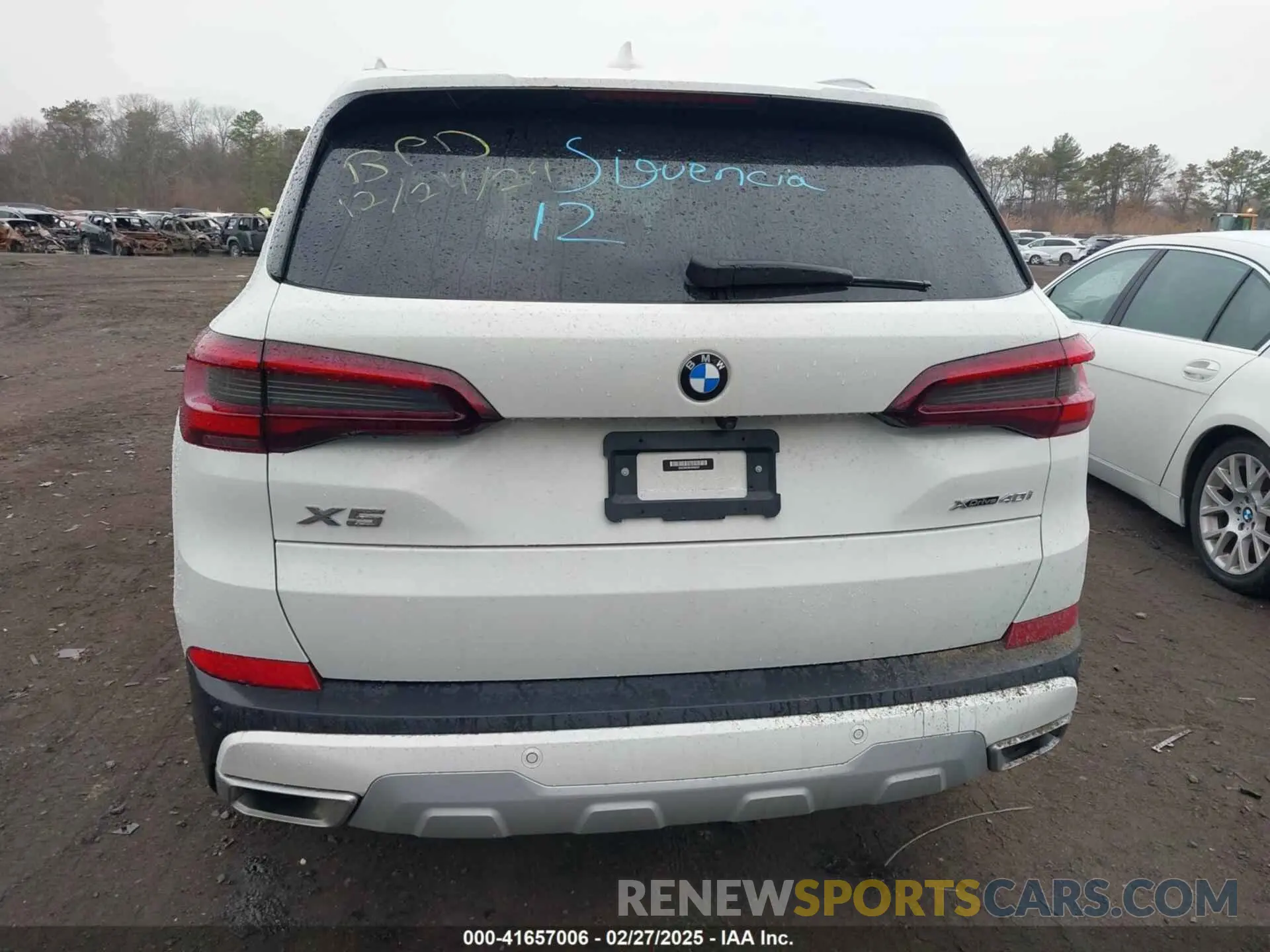 16 fotografías del automóvil dañado 5UXCR6C08P9P06767 BMW X5 2023