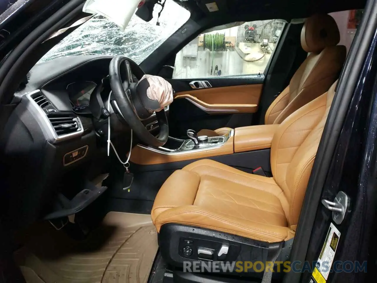 7 fotografías del automóvil dañado 5UXCR6C08P9P60909 BMW X5 2023