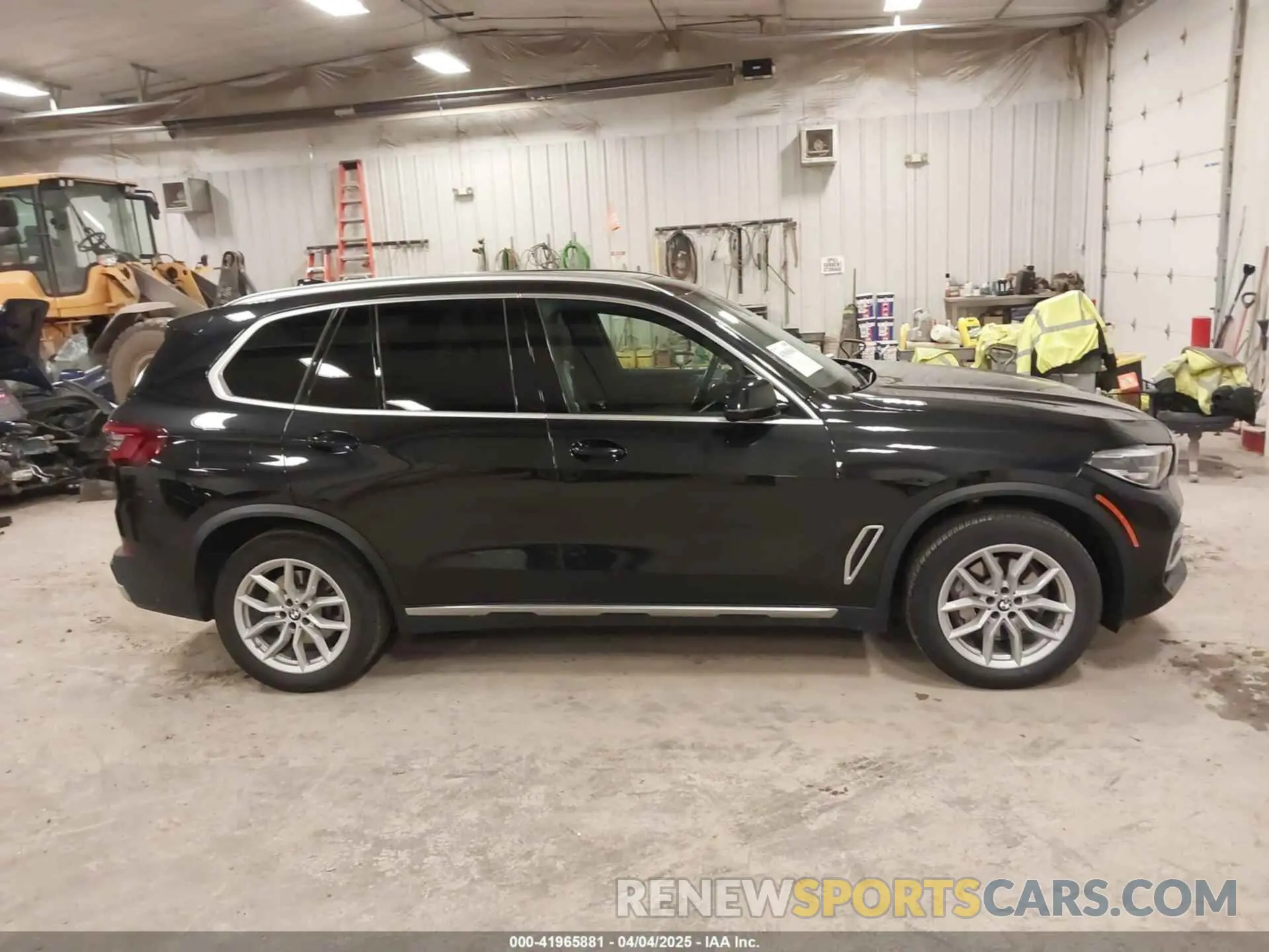 13 fotografías del automóvil dañado 5UXCR6C08P9R88991 BMW X5 2023