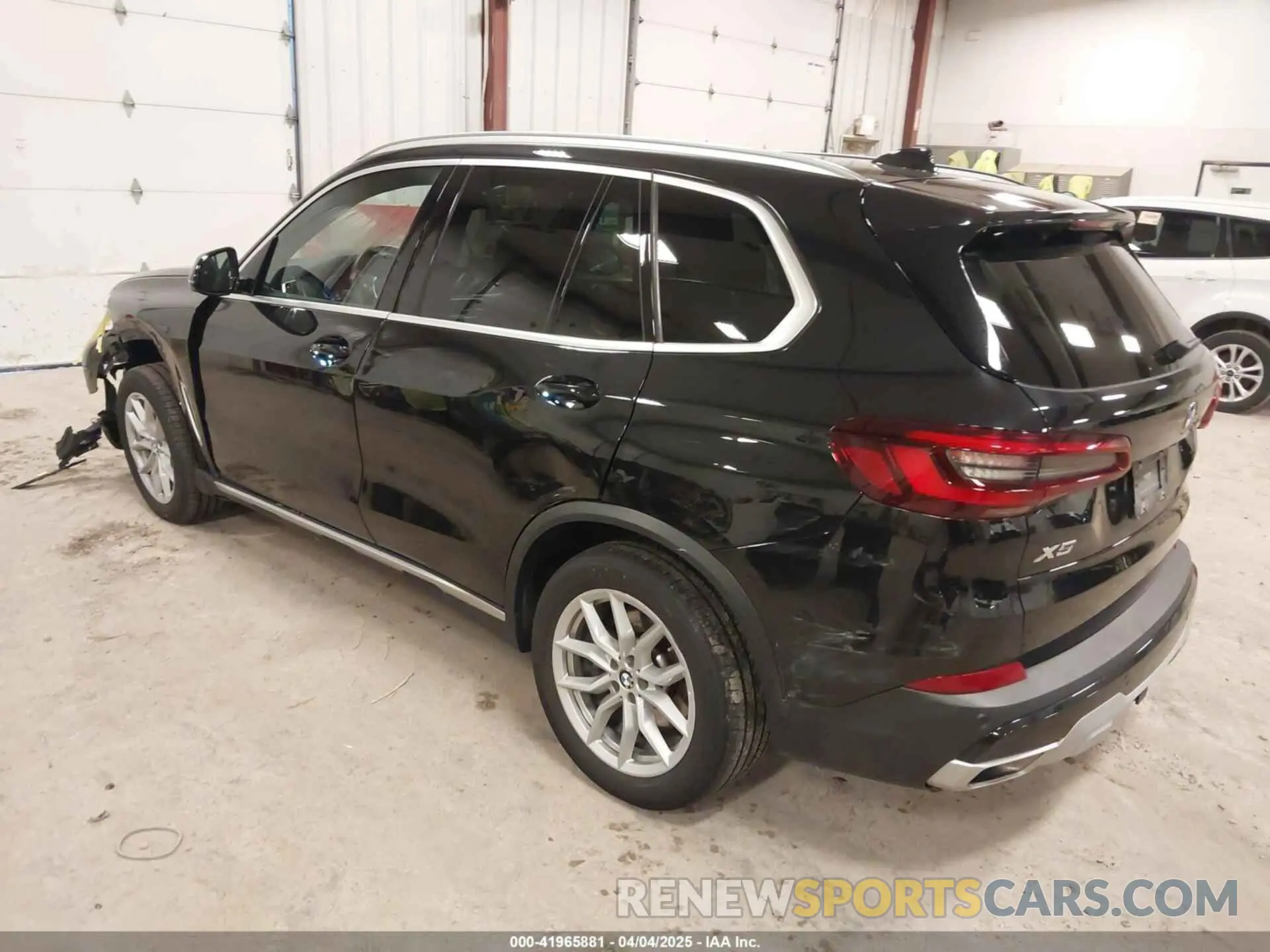 3 fotografías del automóvil dañado 5UXCR6C08P9R88991 BMW X5 2023