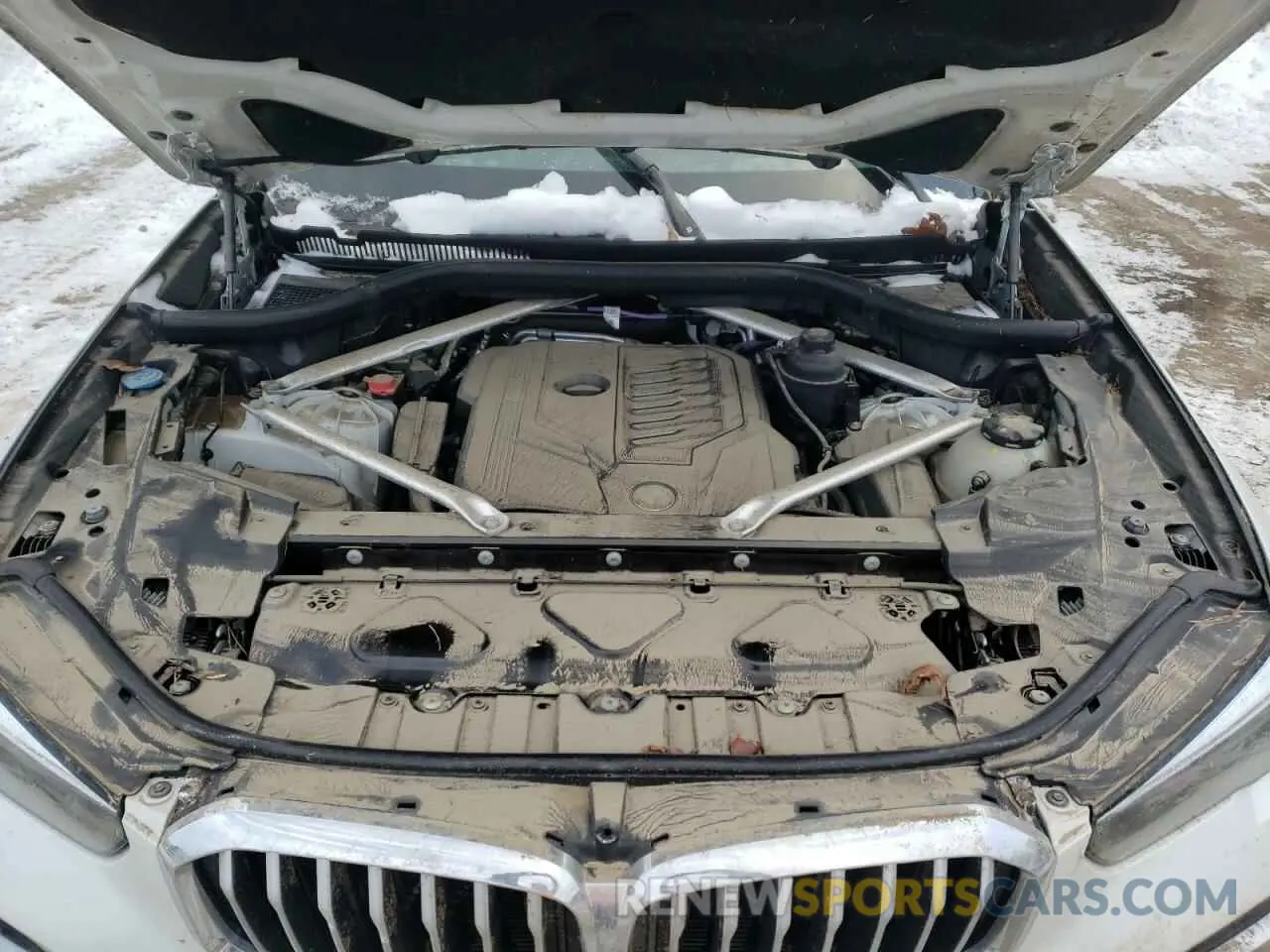 12 fotografías del automóvil dañado 5UXCR6C09P9P28244 BMW X5 2023