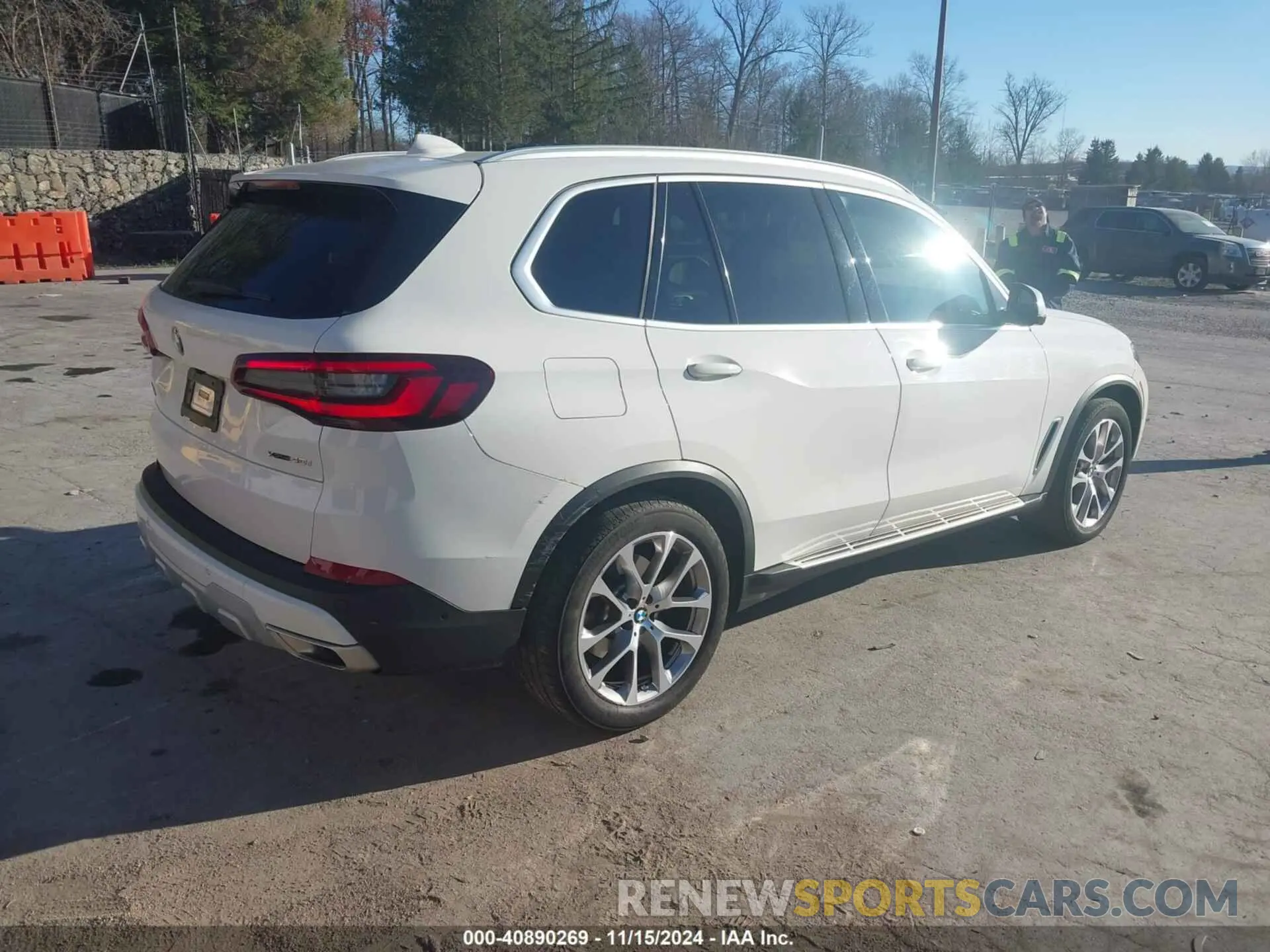 4 fotografías del automóvil dañado 5UXCR6C0XP9P66680 BMW X5 2023