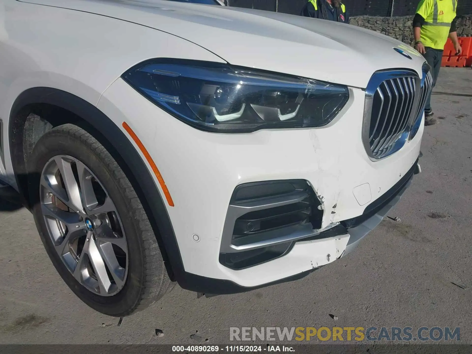 6 fotografías del automóvil dañado 5UXCR6C0XP9P66680 BMW X5 2023