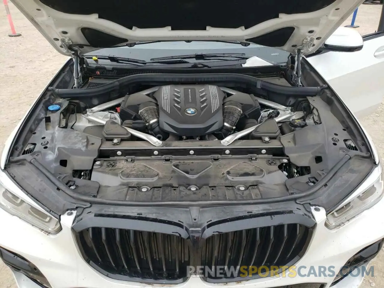 12 fotografías del automóvil dañado 5UXJU4C00P9P91467 BMW X5 2023