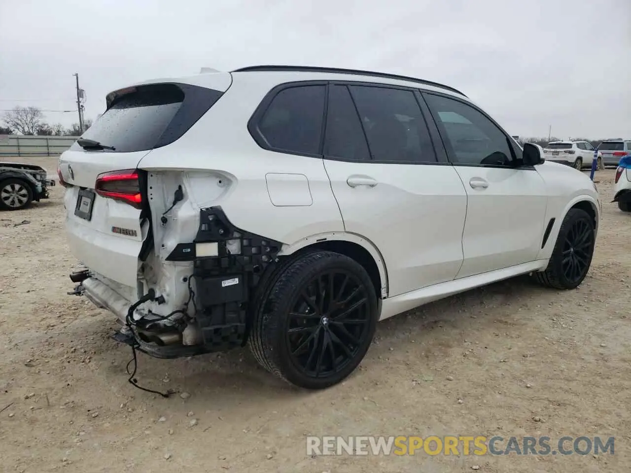 3 fotografías del automóvil dañado 5UXJU4C00P9P91467 BMW X5 2023