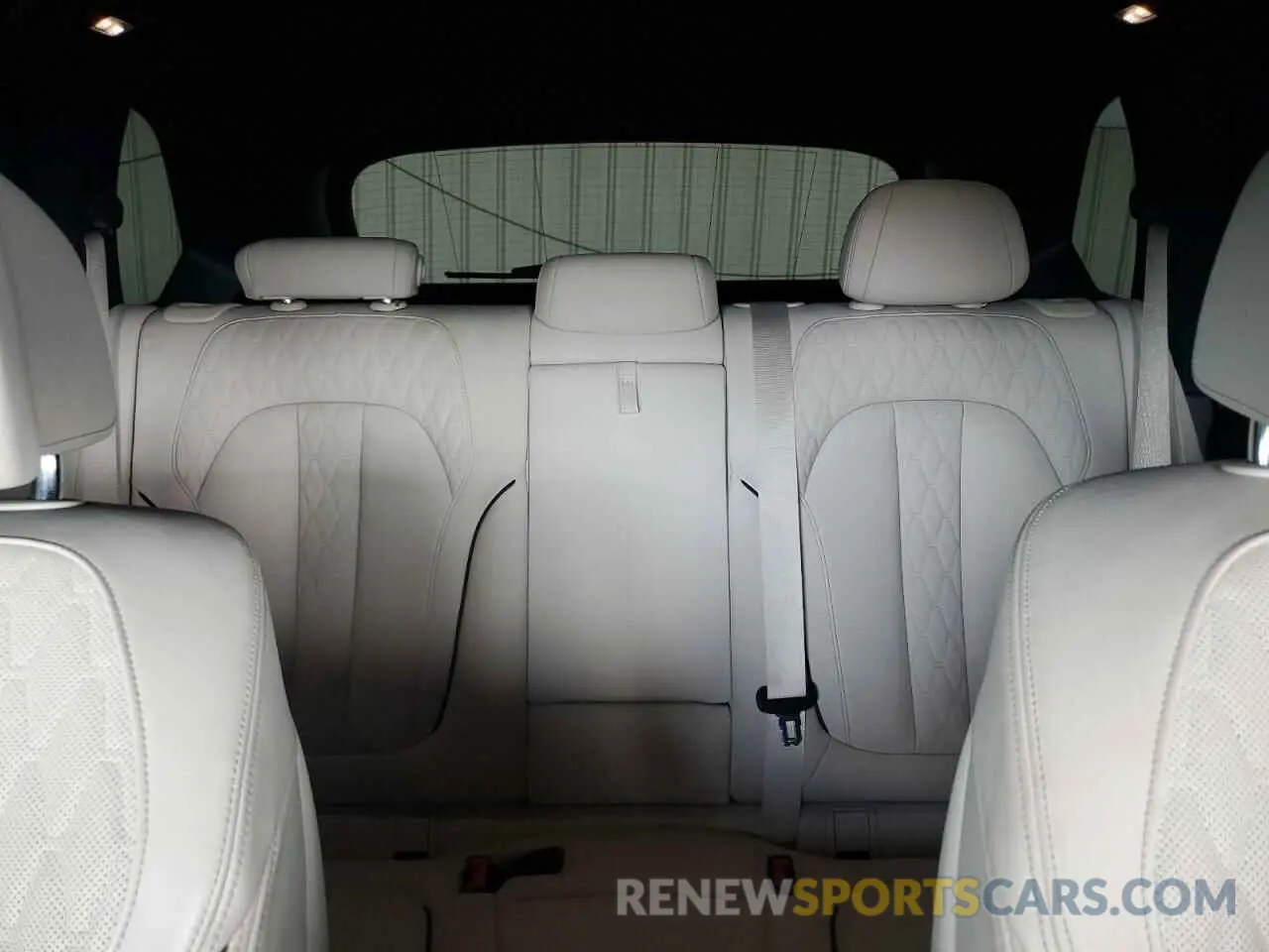 10 fotografías del automóvil dañado 5UXJU4C09P9P85232 BMW X5 2023