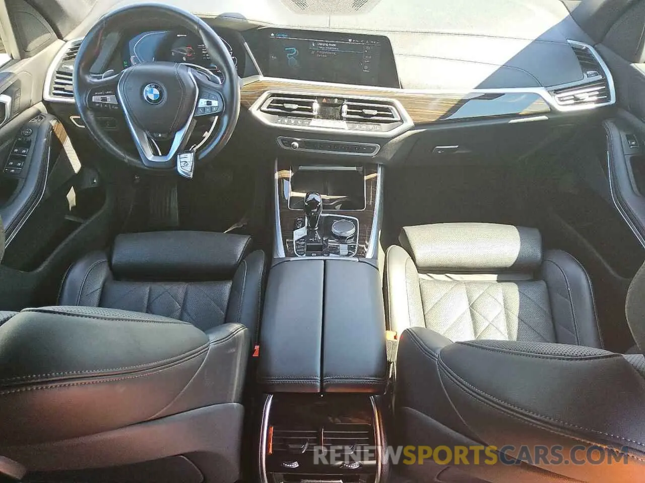 8 fotografías del automóvil dañado 5UXTA6C00P9N50330 BMW X5 2023