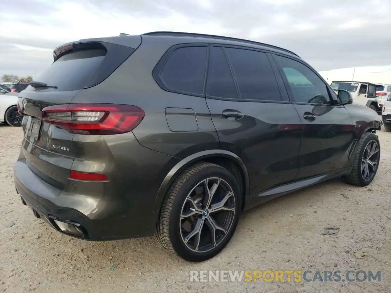 3 fotografías del automóvil dañado 5UXTA6C00P9P23148 BMW X5 2023