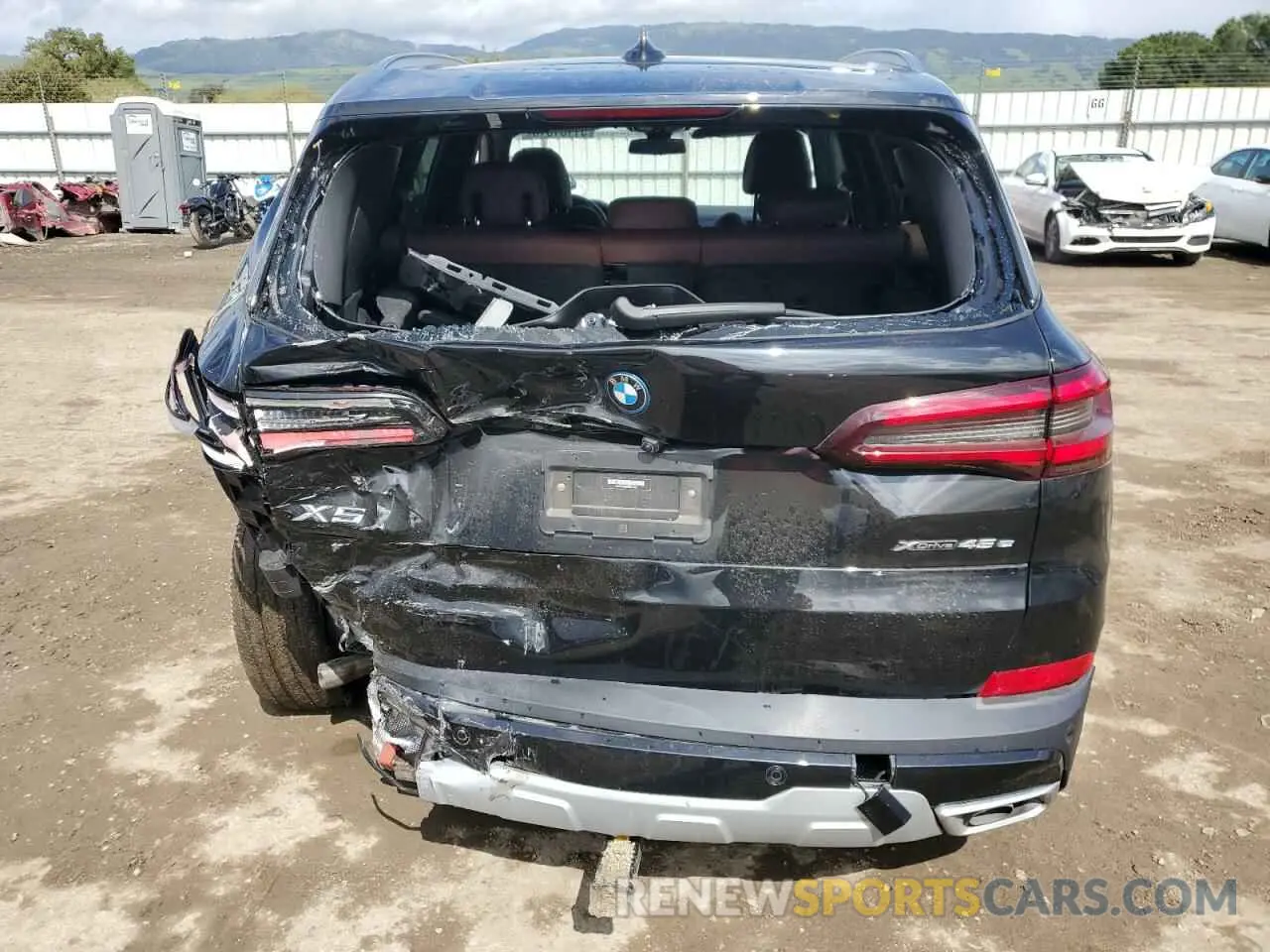 6 fotografías del automóvil dañado 5UXTA6C03P9N47003 BMW X5 2023