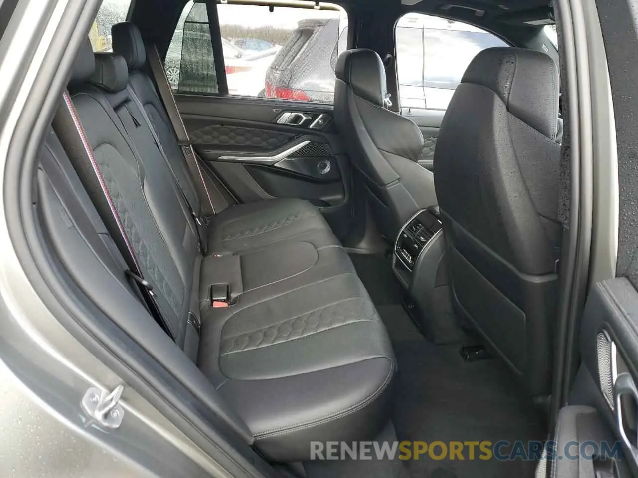 11 fotografías del automóvil dañado 5YMJU0C02P9N97072 BMW X5 2023