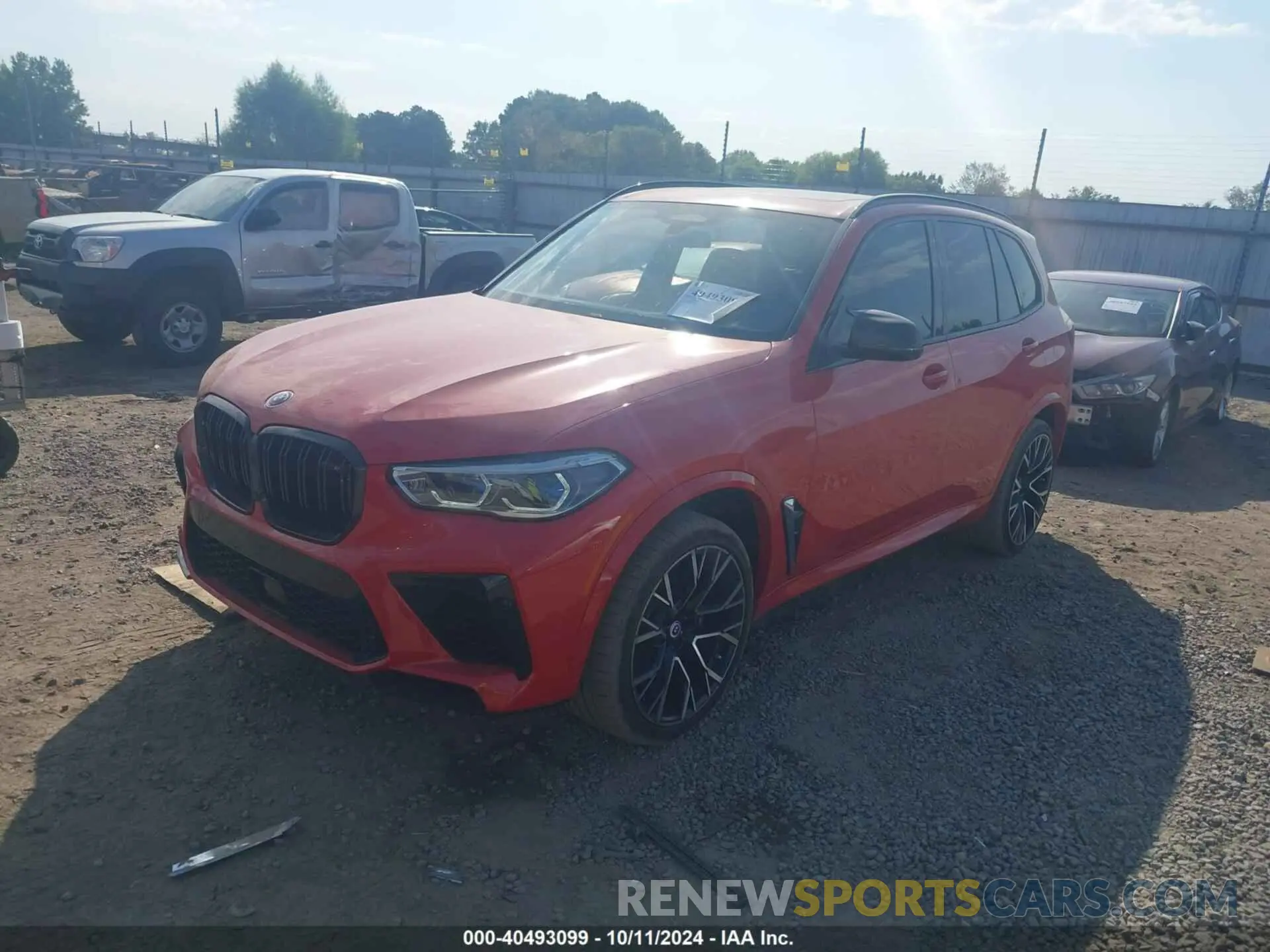 2 fotografías del automóvil dañado 5YMJU0C0XP9P12288 BMW X5 2023