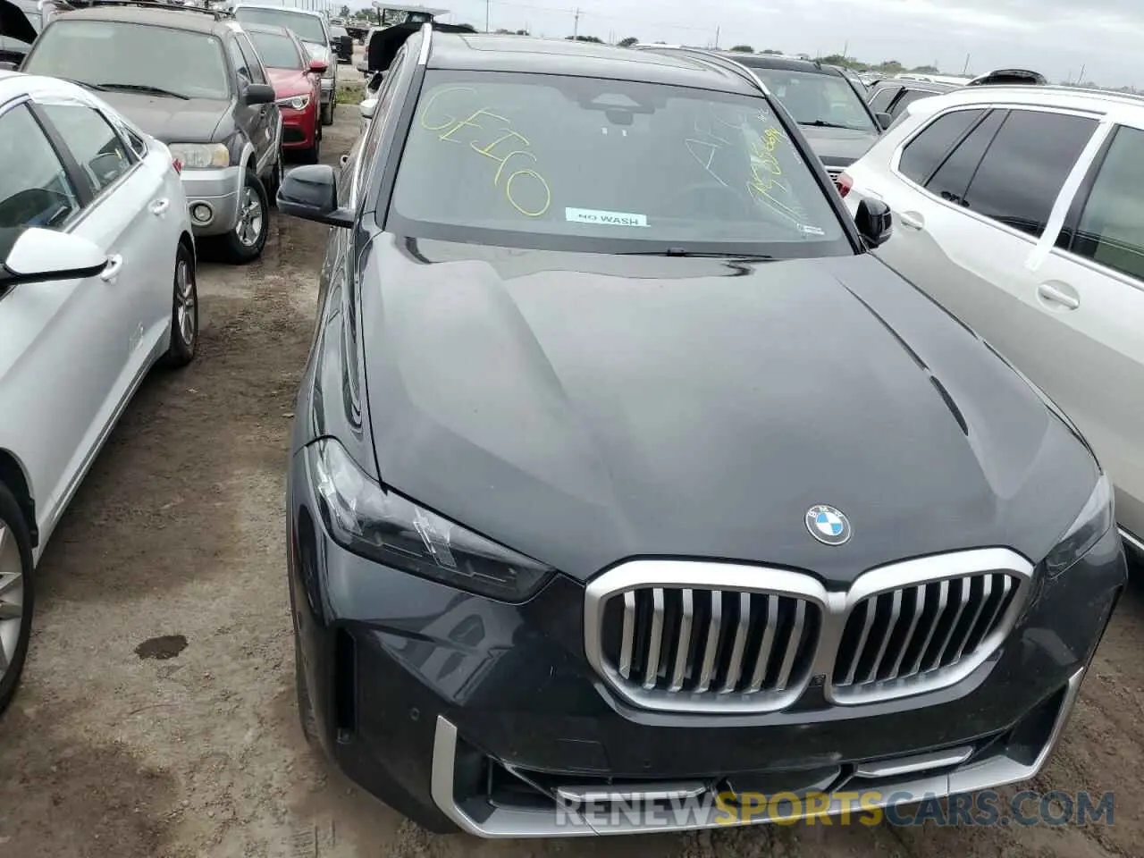 5 fotografías del automóvil dañado 5UX13EU01R9V52200 BMW X5 2024