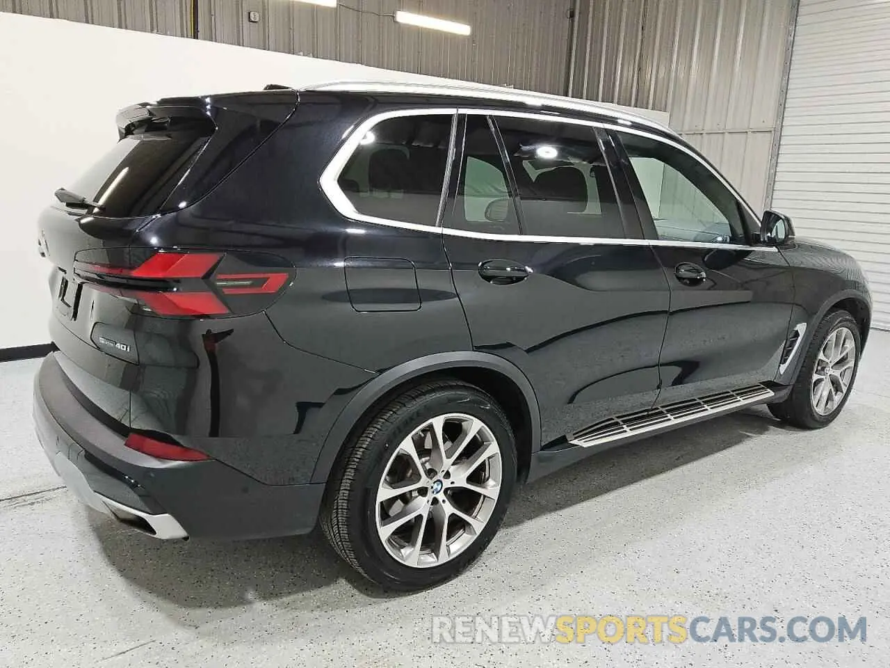 3 fotografías del automóvil dañado 5UX13EU02R9T69291 BMW X5 2024