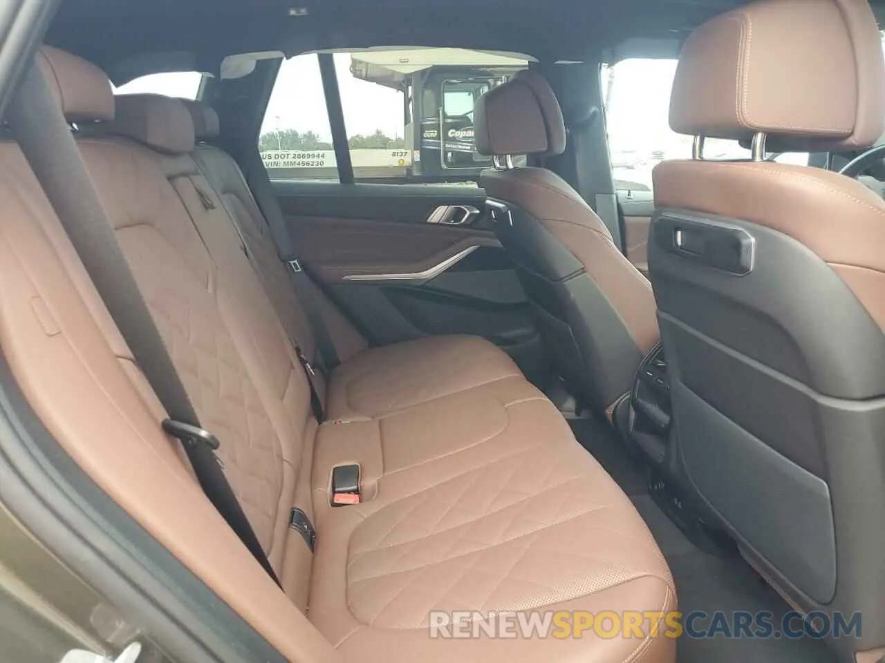 11 fotografías del automóvil dañado 5UX13EU02R9U24452 BMW X5 2024