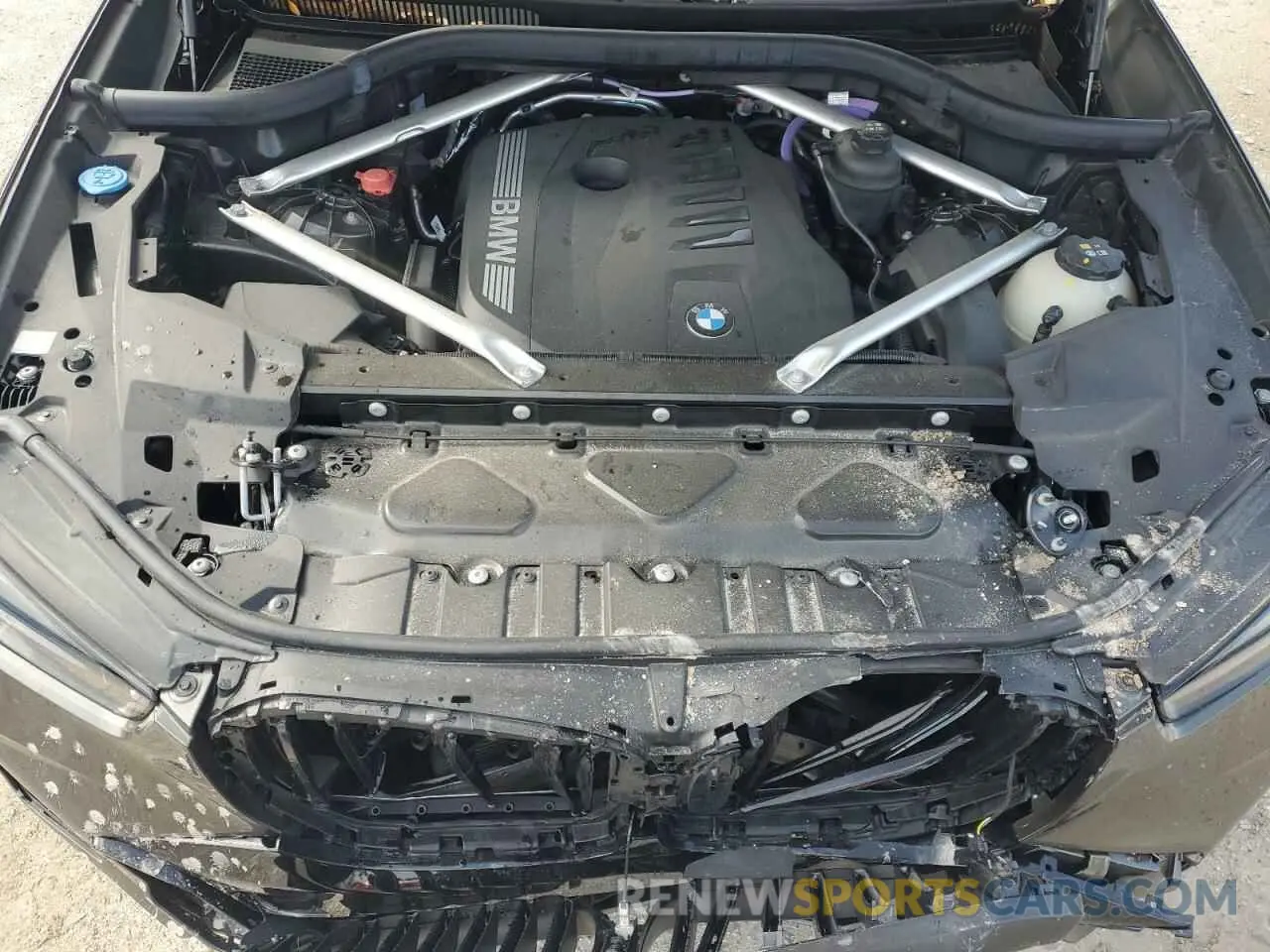 12 fotografías del automóvil dañado 5UX13EU02R9U24452 BMW X5 2024