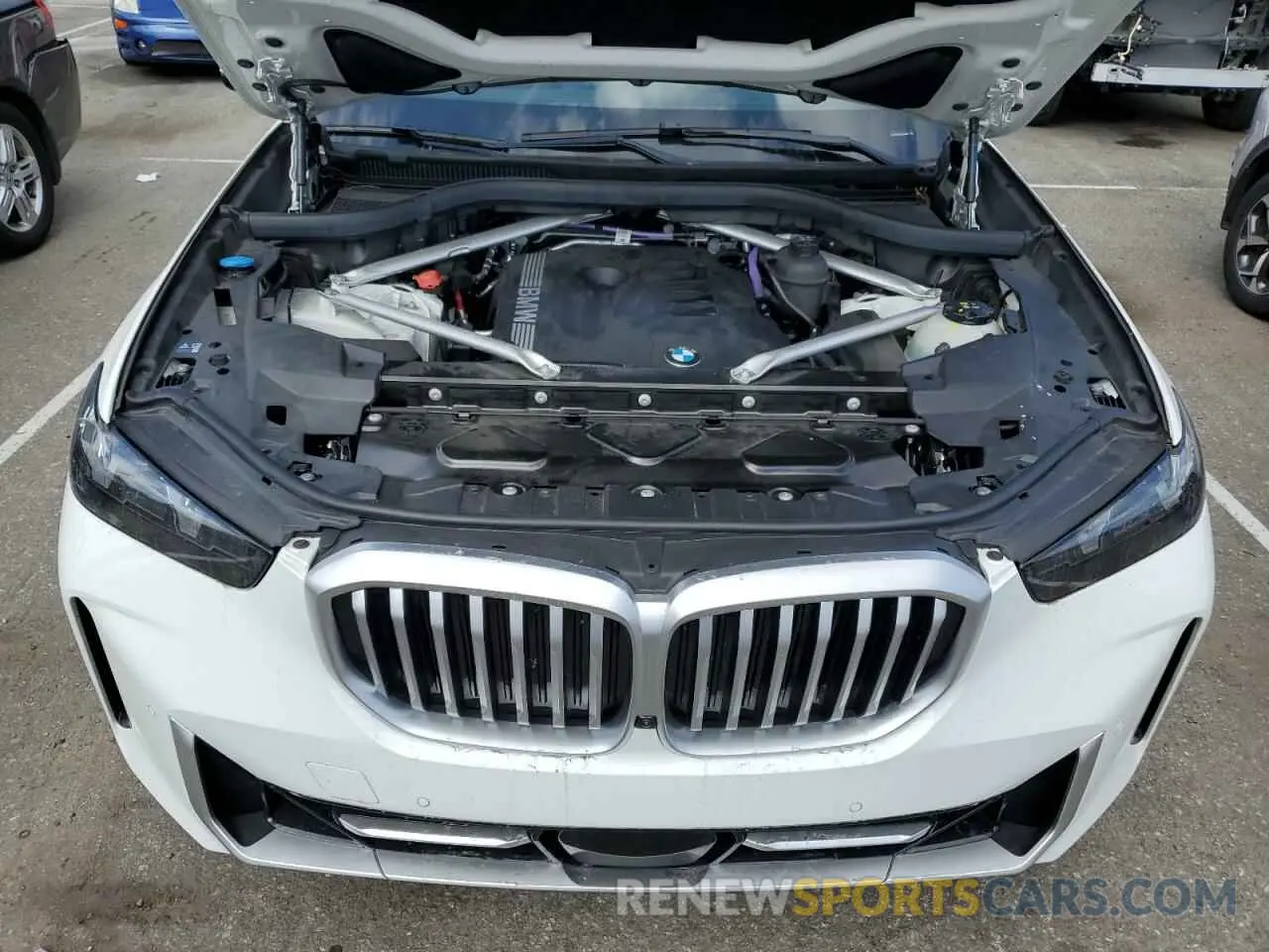 11 fotografías del automóvil dañado 5UX13EU03R9T56646 BMW X5 2024