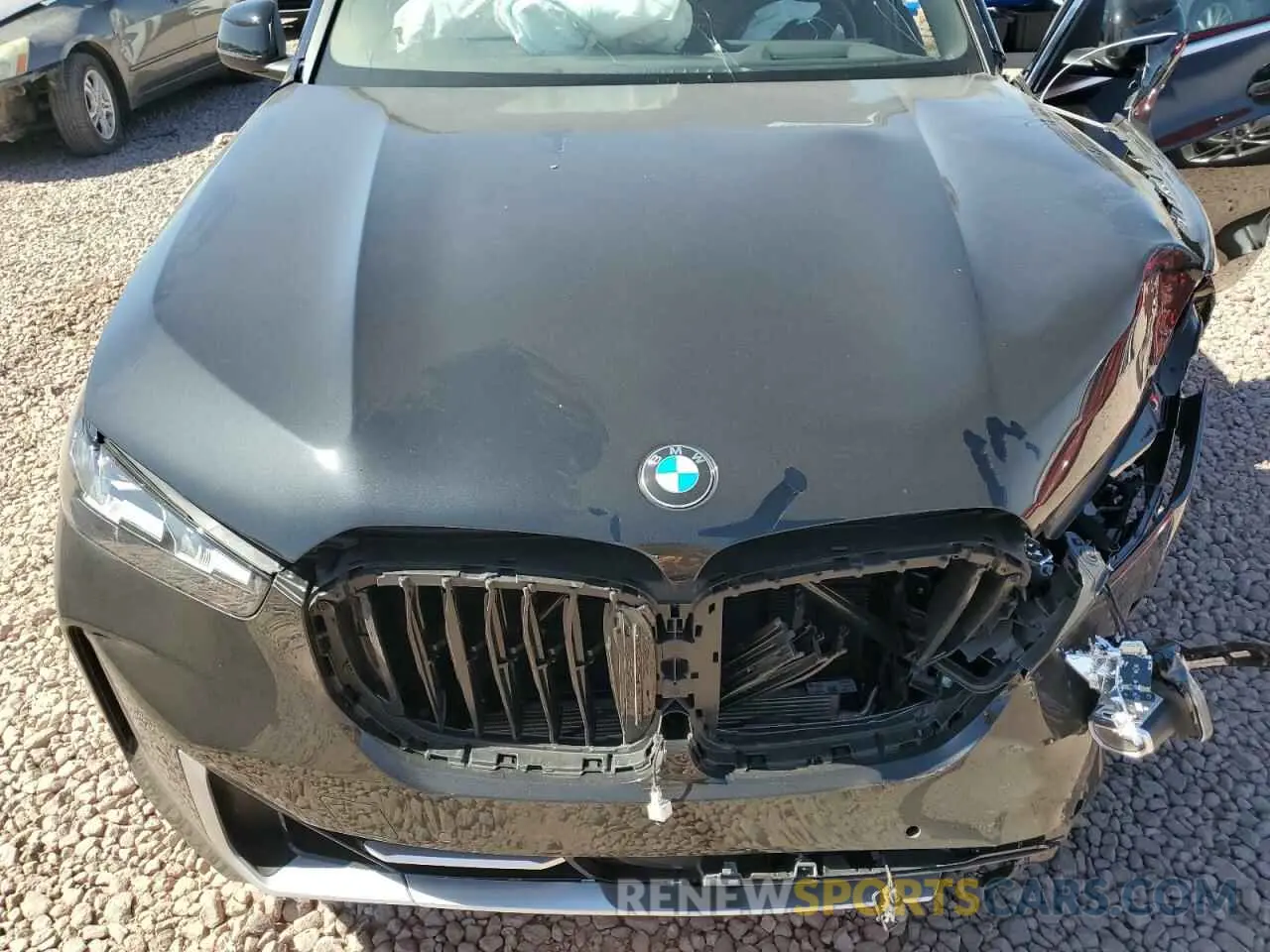 11 fotografías del automóvil dañado 5UX13EU05R9U55940 BMW X5 2024