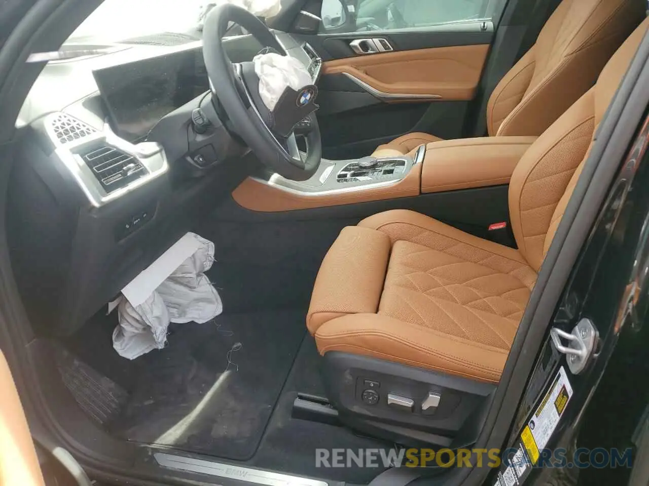 7 fotografías del automóvil dañado 5UX13EU05R9U55940 BMW X5 2024