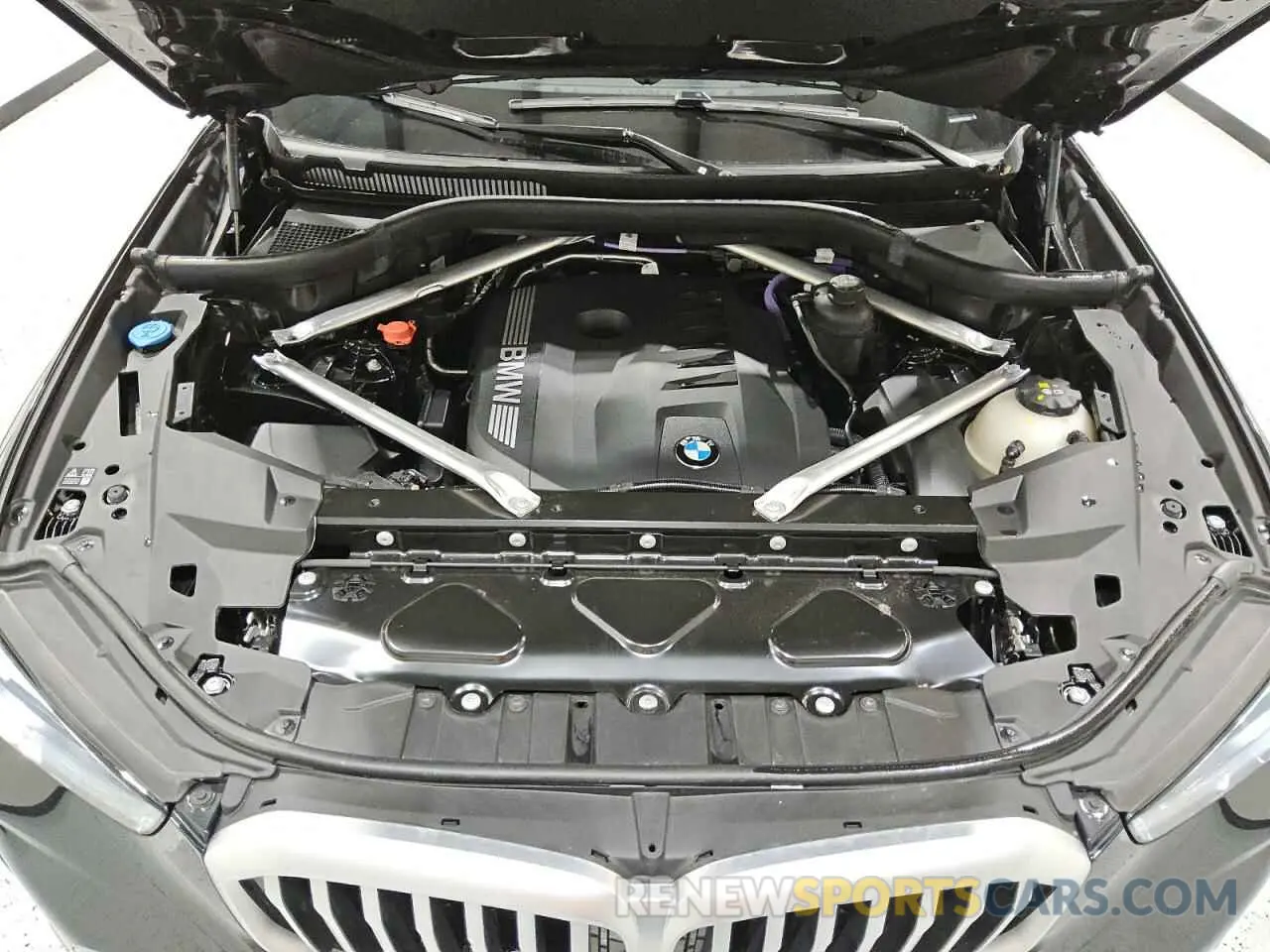 12 fotografías del automóvil dañado 5UX13EU05R9V10497 BMW X5 2024