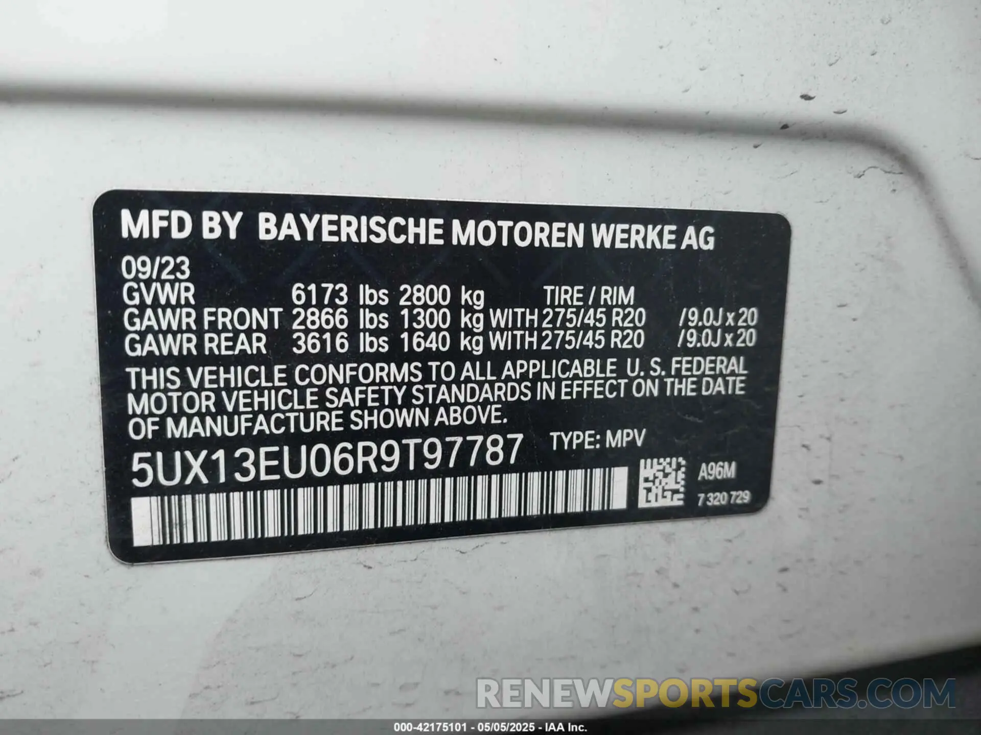 9 fotografías del automóvil dañado 5UX13EU06R9T97787 BMW X5 2024
