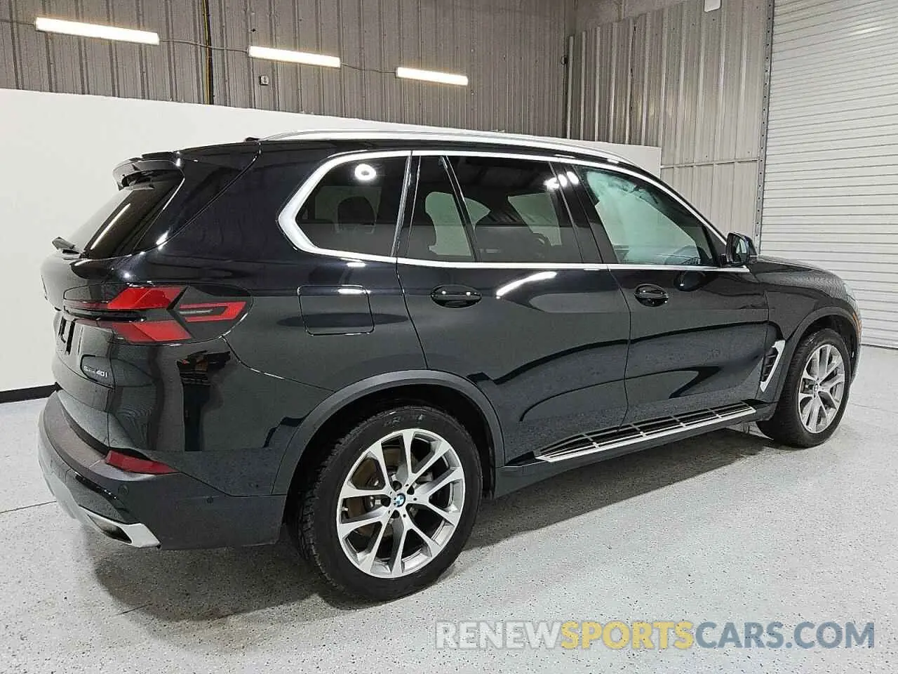 3 fotografías del automóvil dañado 5UX13EU07R9U96151 BMW X5 2024