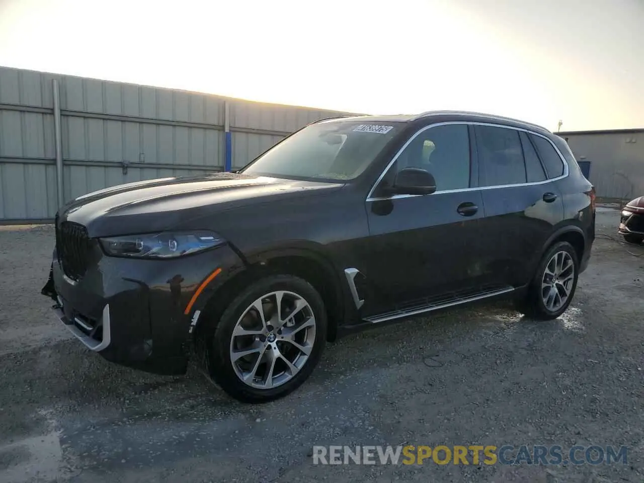 1 fotografías del automóvil dañado 5UX13EU08R9T54181 BMW X5 2024