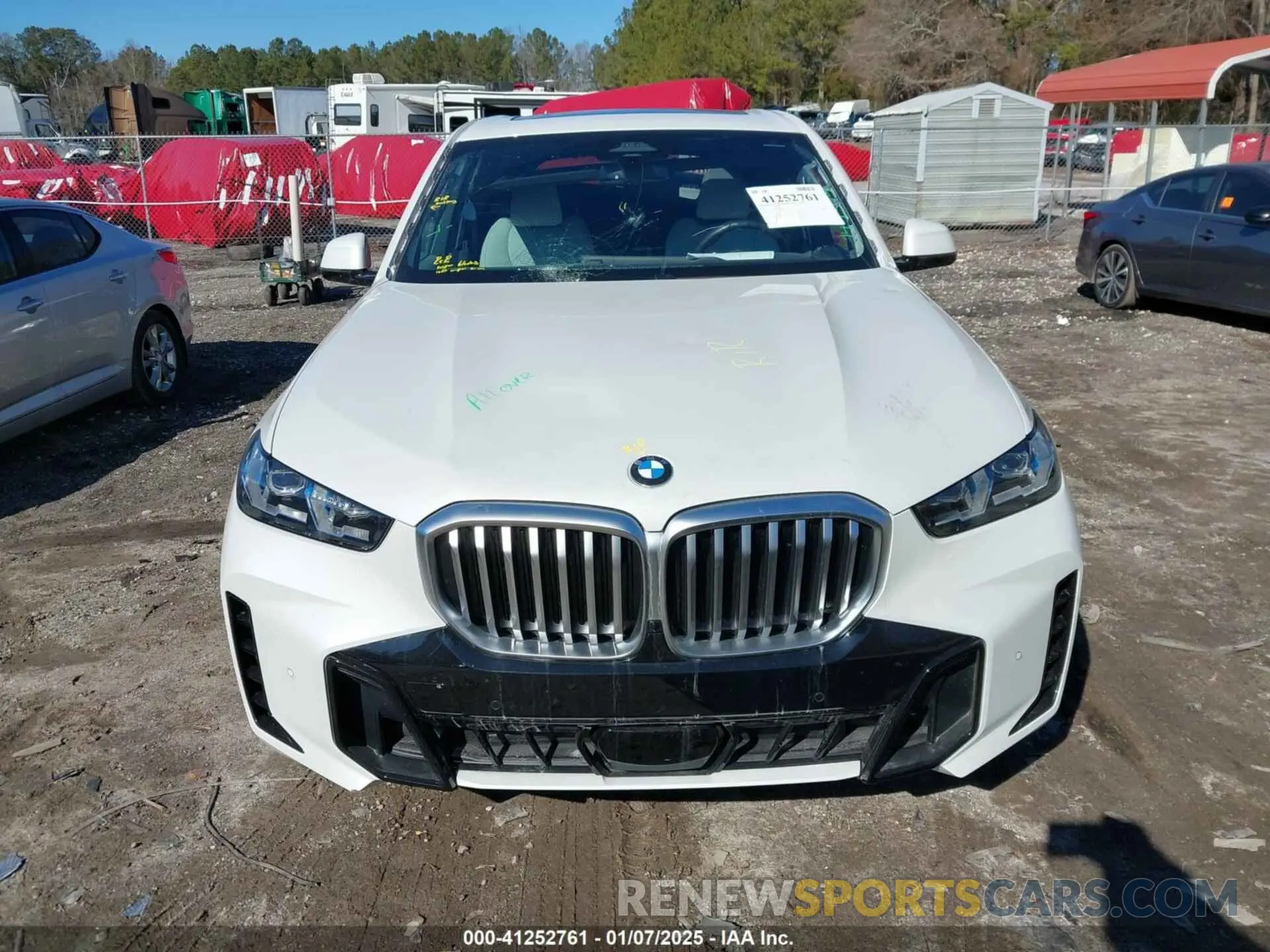 13 fotografías del automóvil dañado 5UX13EU08R9U30644 BMW X5 2024
