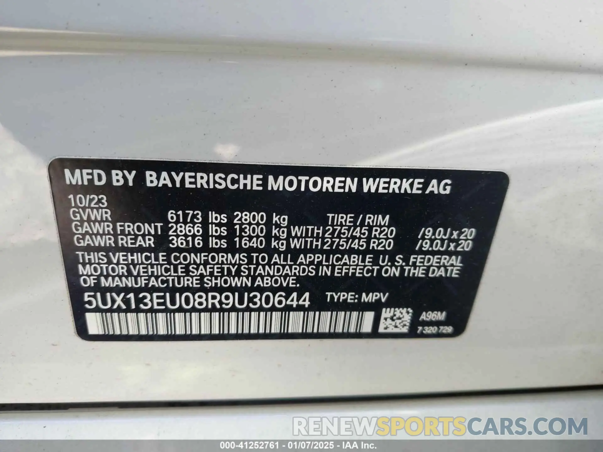 9 fotografías del automóvil dañado 5UX13EU08R9U30644 BMW X5 2024